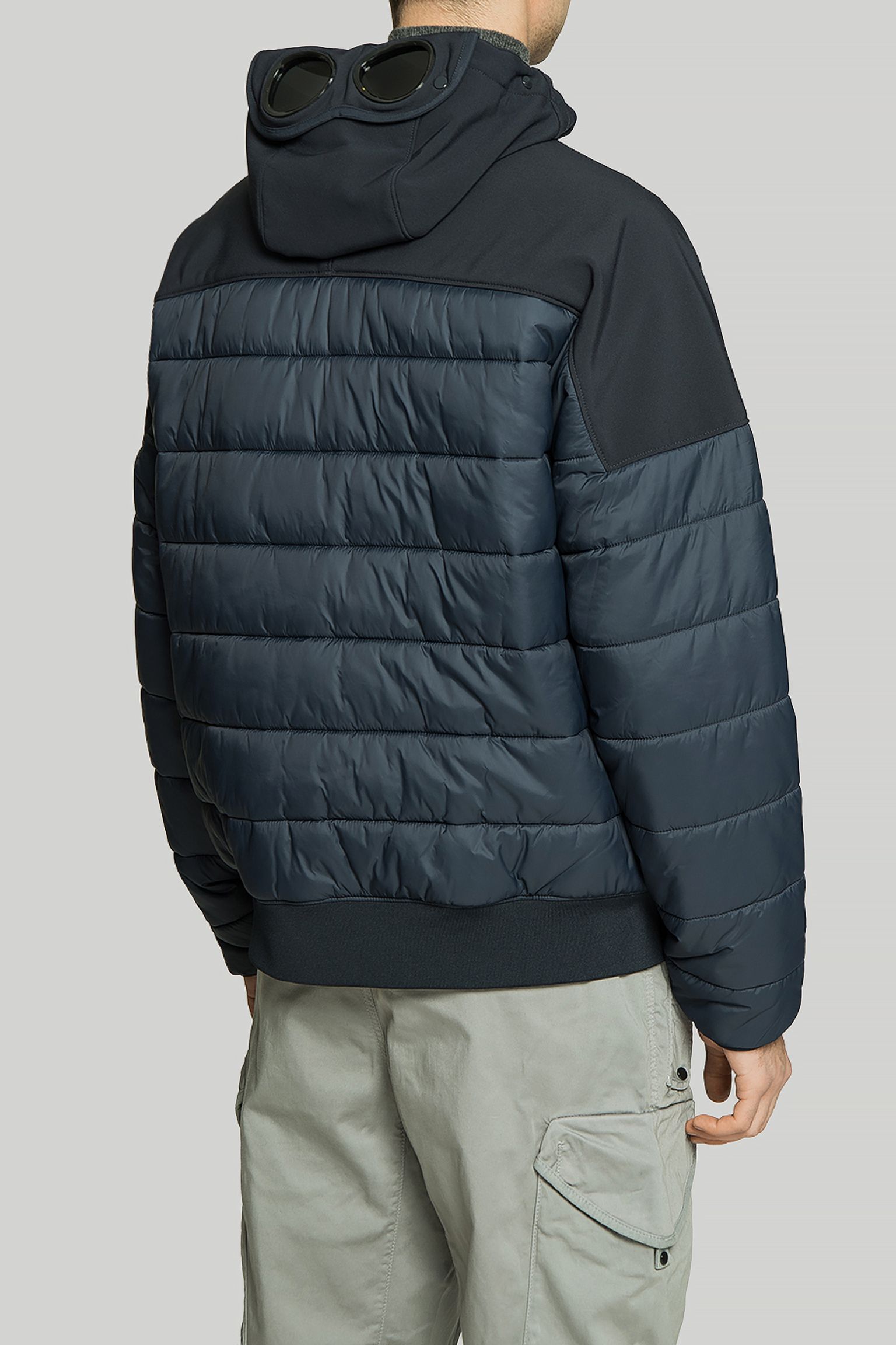 Куртка MEDIUM JACKET