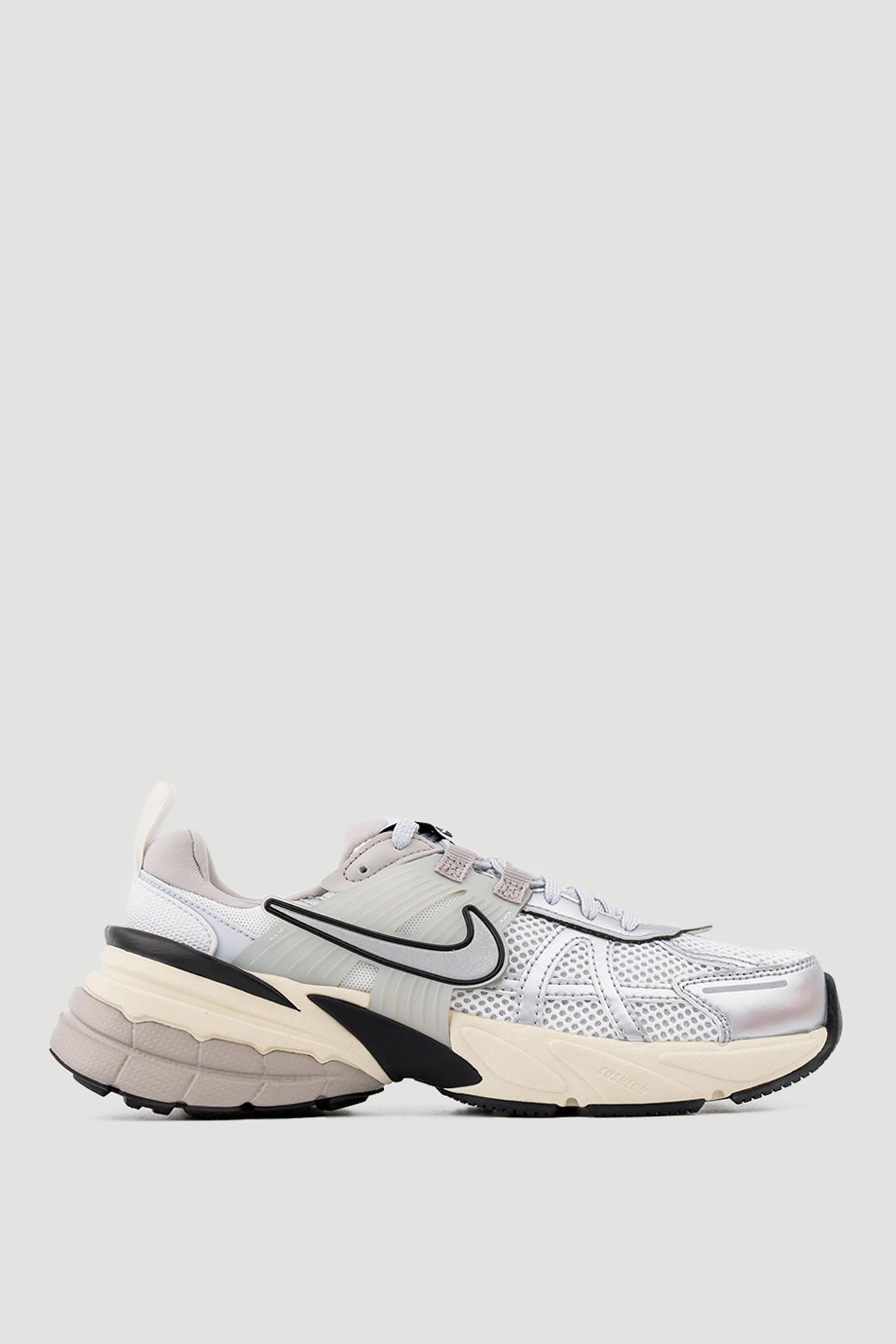 Кроссовки Nike V2K Run