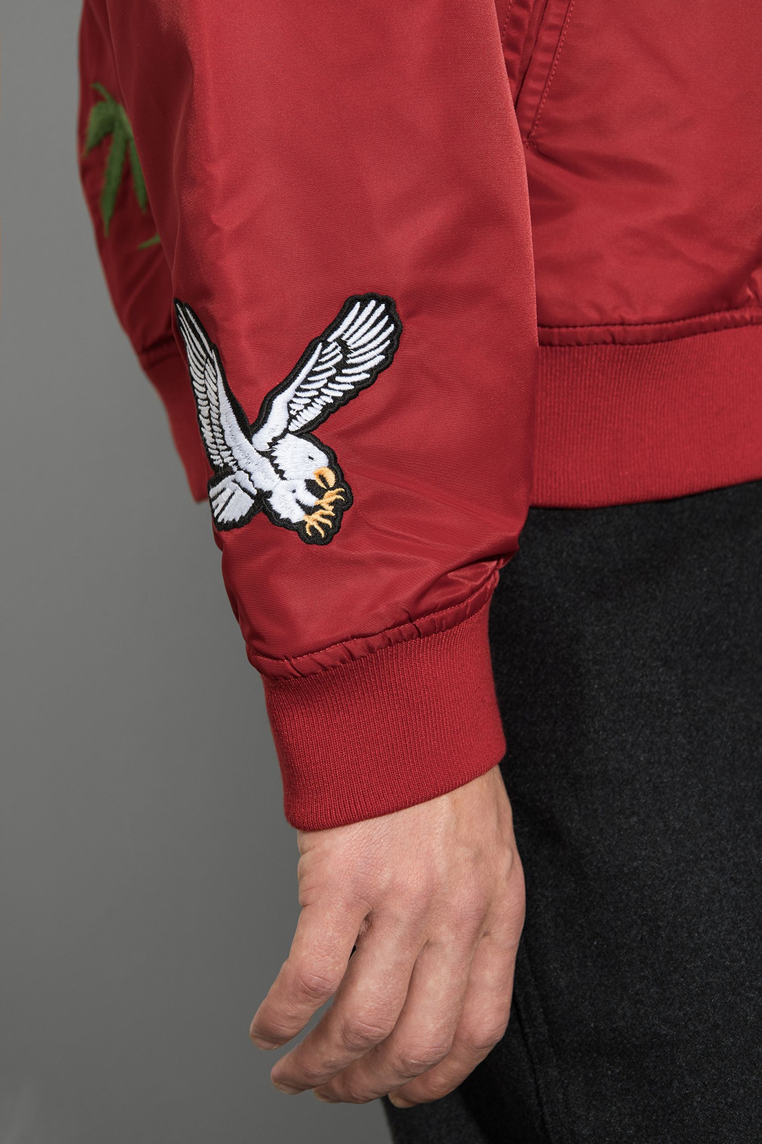 Широкий выбор куртка East Souvenir Jacket