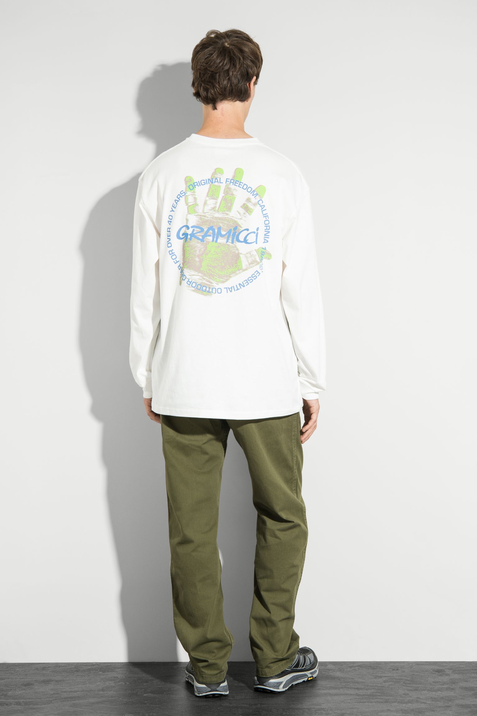 Стильные Лонгслив CLIMBER’S HAND L/S TEE