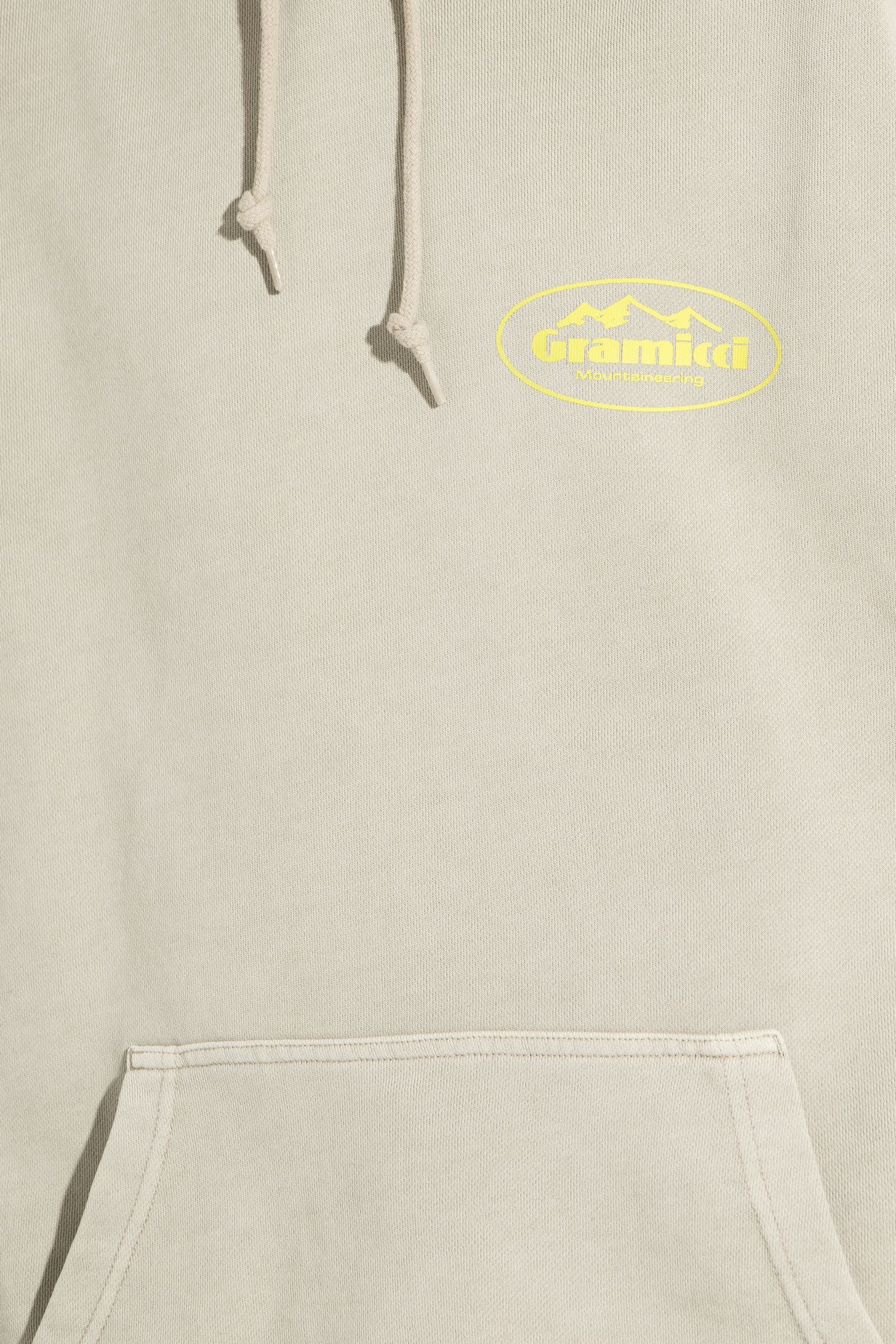 Широкий выбор Худи MOUNTAINEERING HOODED SWEATSHIRT