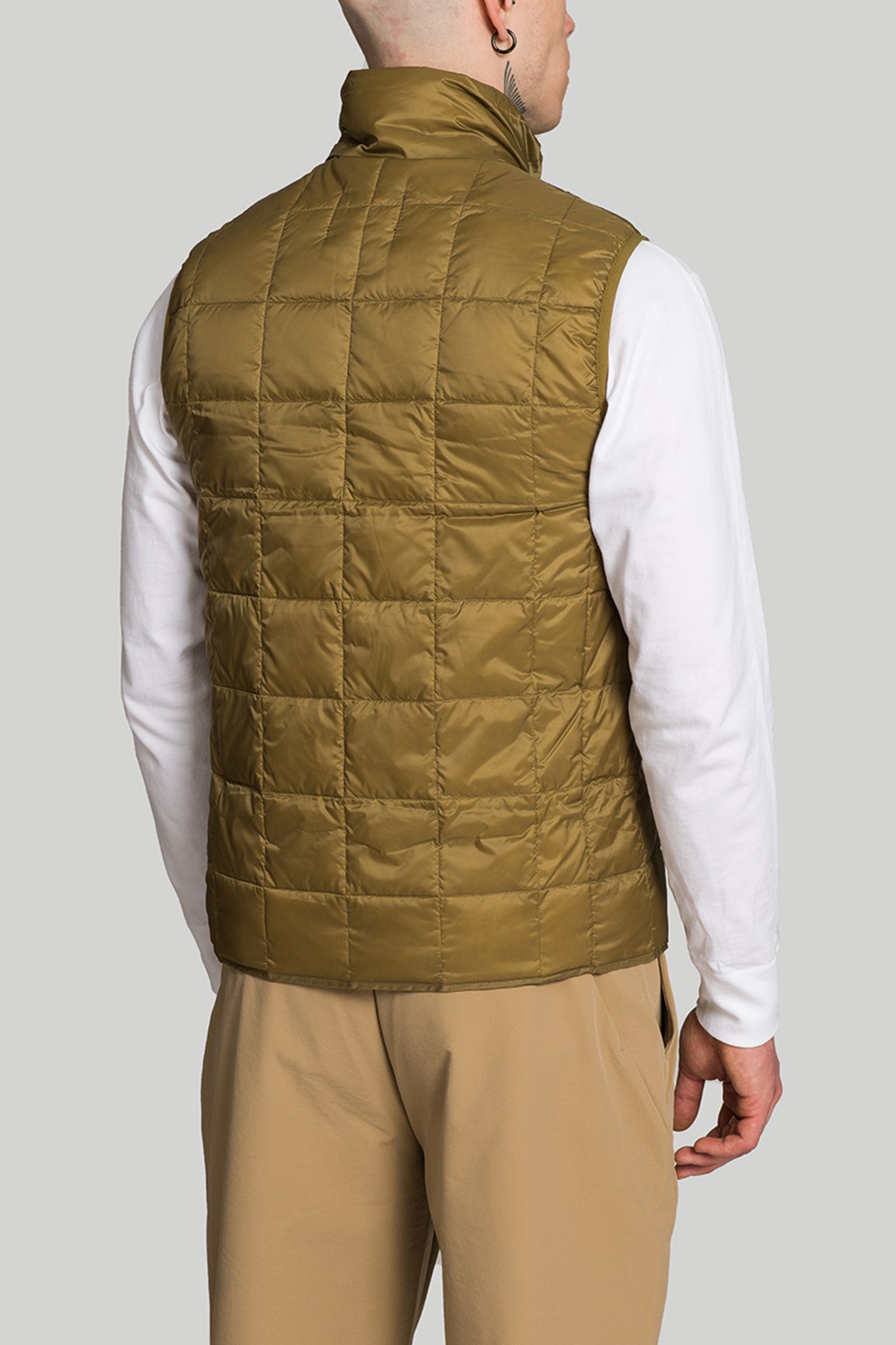 Жилет   HI NECK W-ZIP DOWN VEST