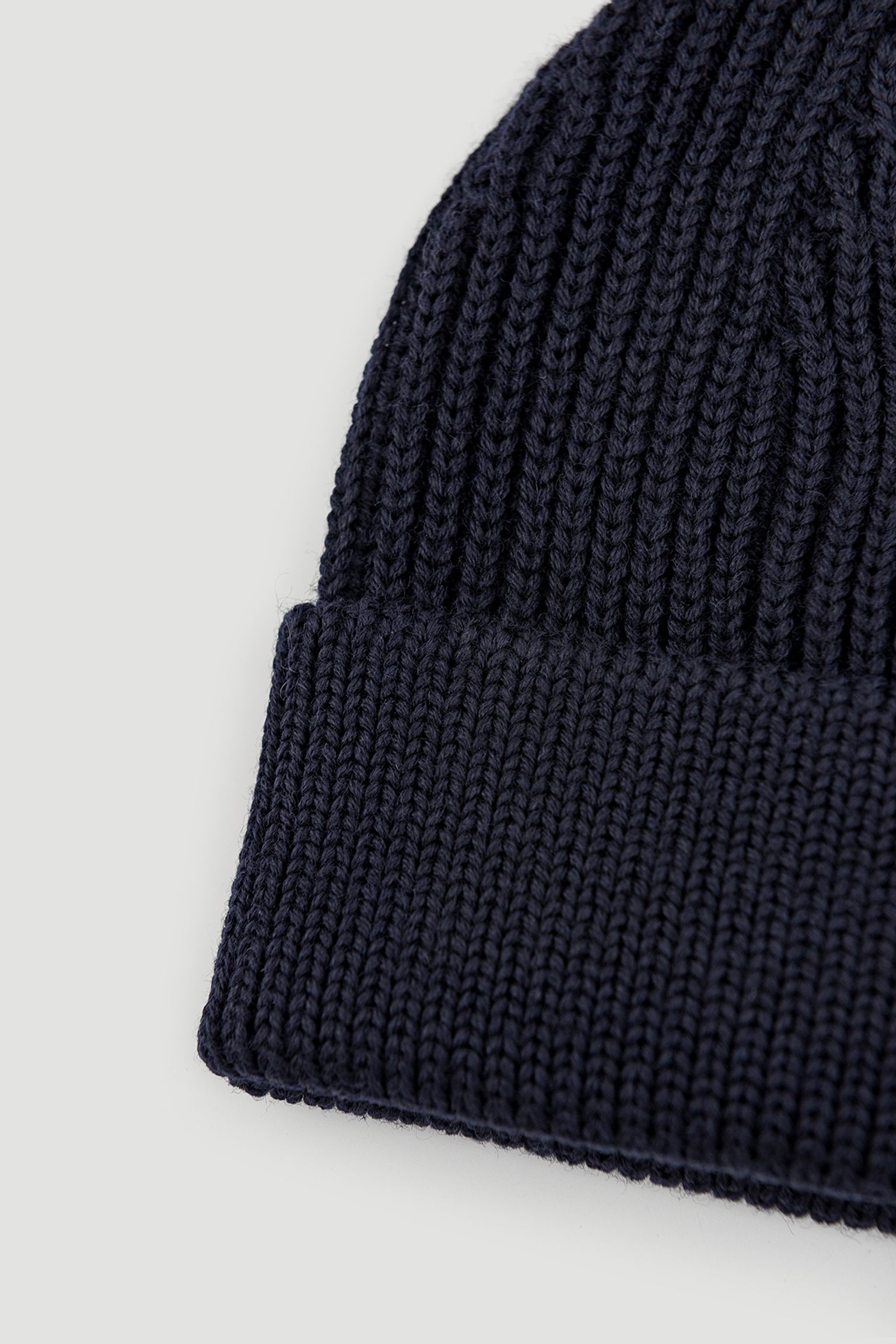 Шапка BEANIE MEDIUM