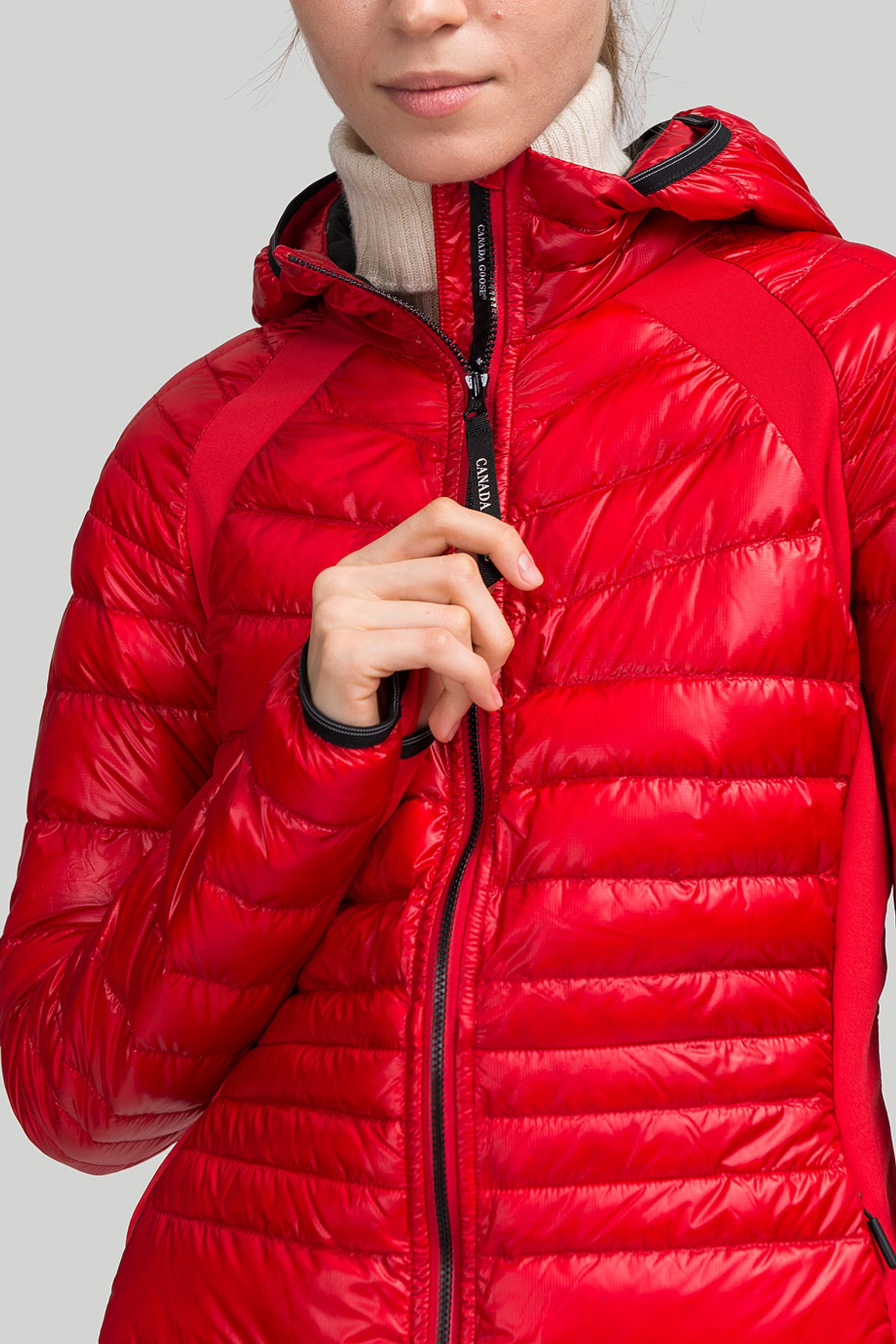 Широкий выбор Пуховик HYBRIDGE LITE HOODY-Q