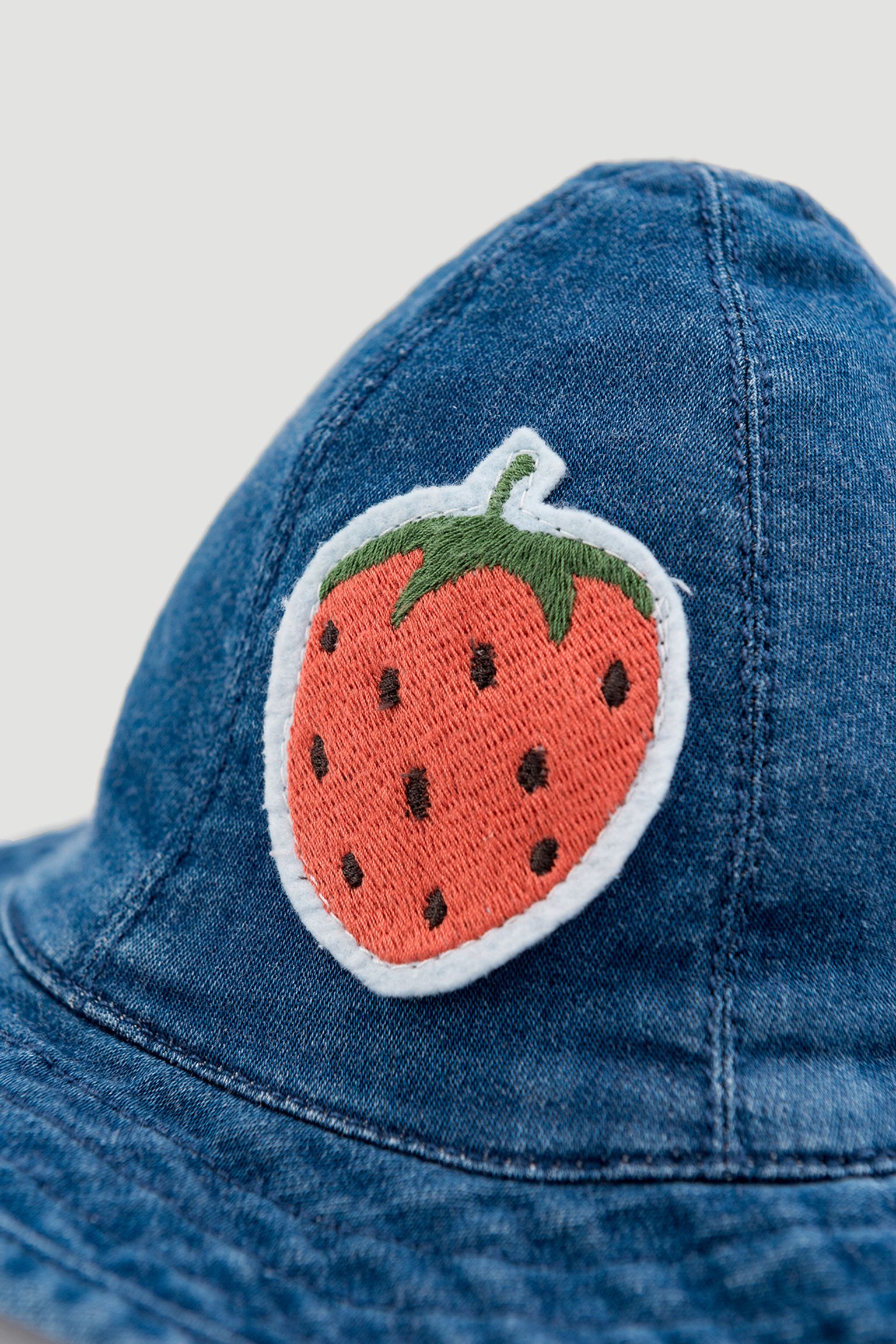 панама   Denim strawberry sun hat