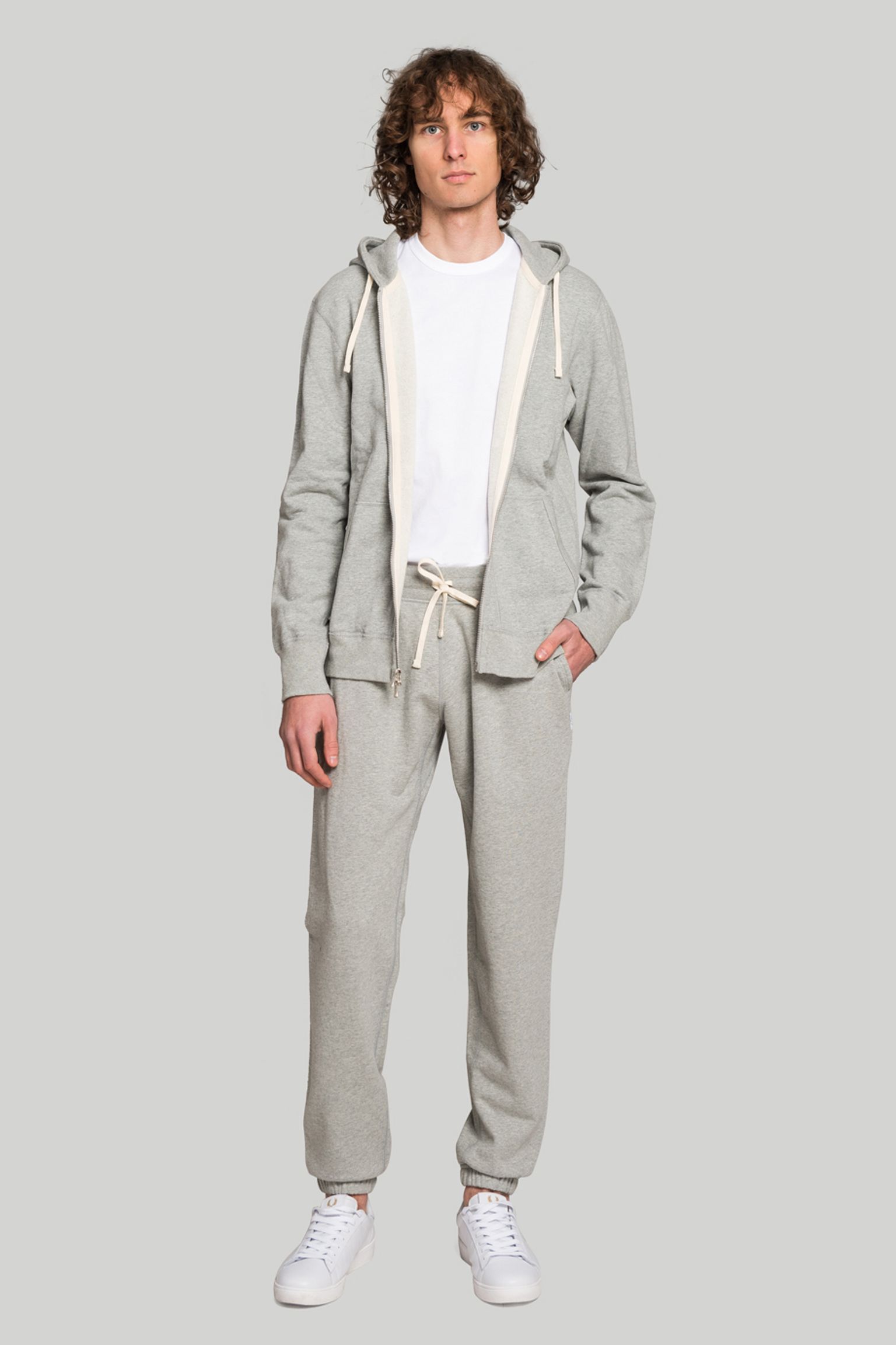 Спортивні брюки REIGNING CHAMP CUFFED SWEATPANT купити в Україні