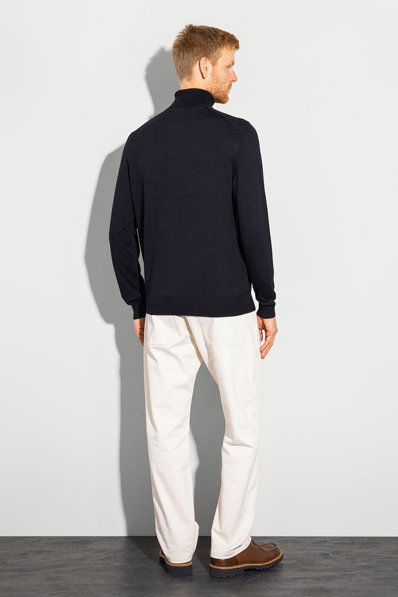 Стильные Гольф ROLL NECK JUMPER