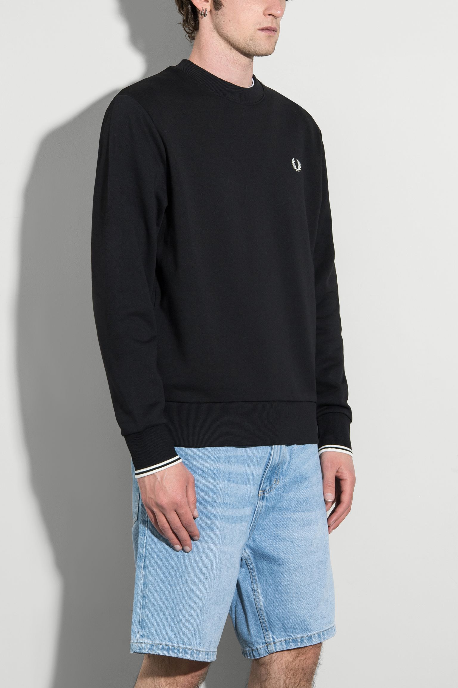 Свитшот CREW NECK SWEATSHIRT с доставкой