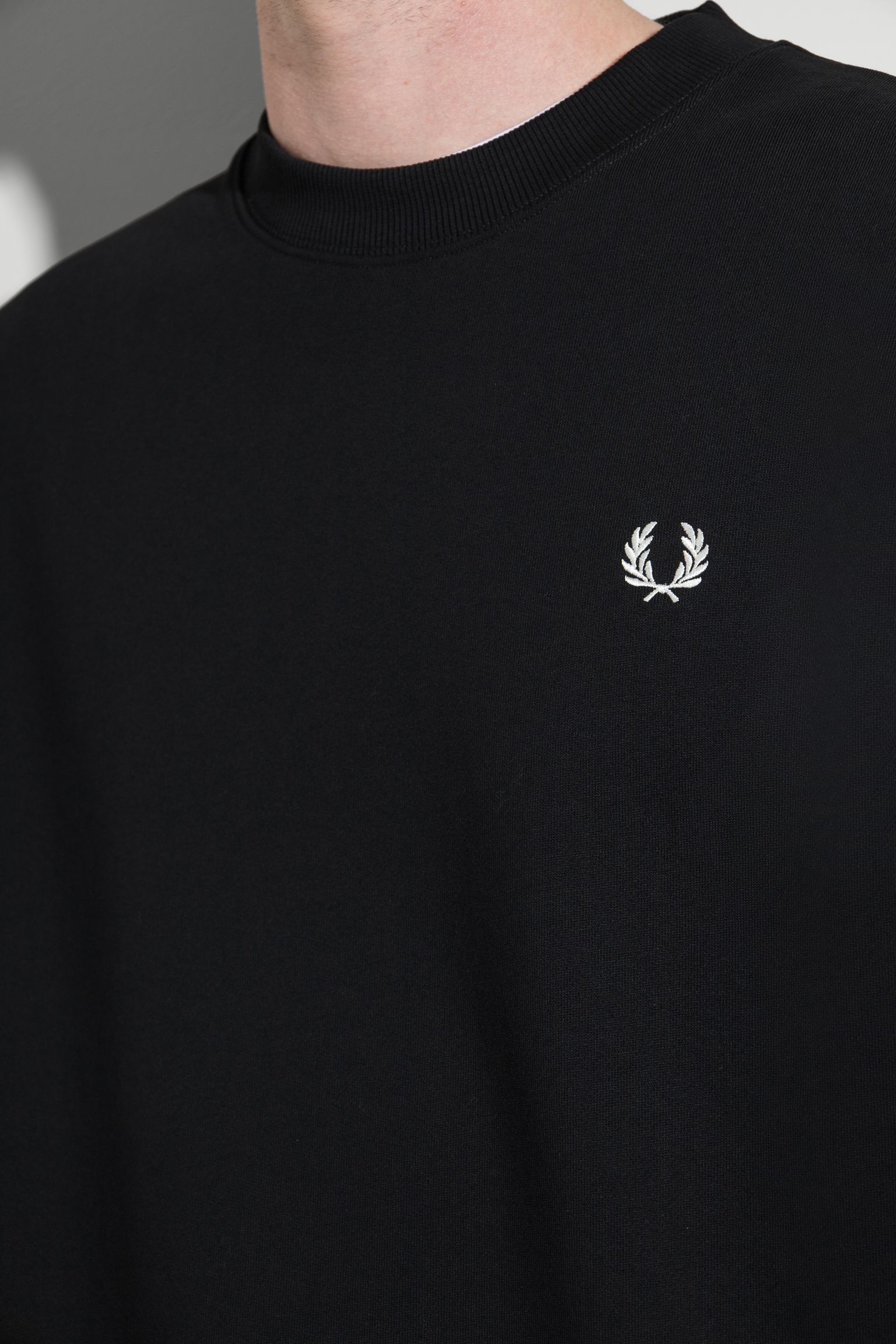Широкий выбор Свитшот CREW NECK SWEATSHIRT