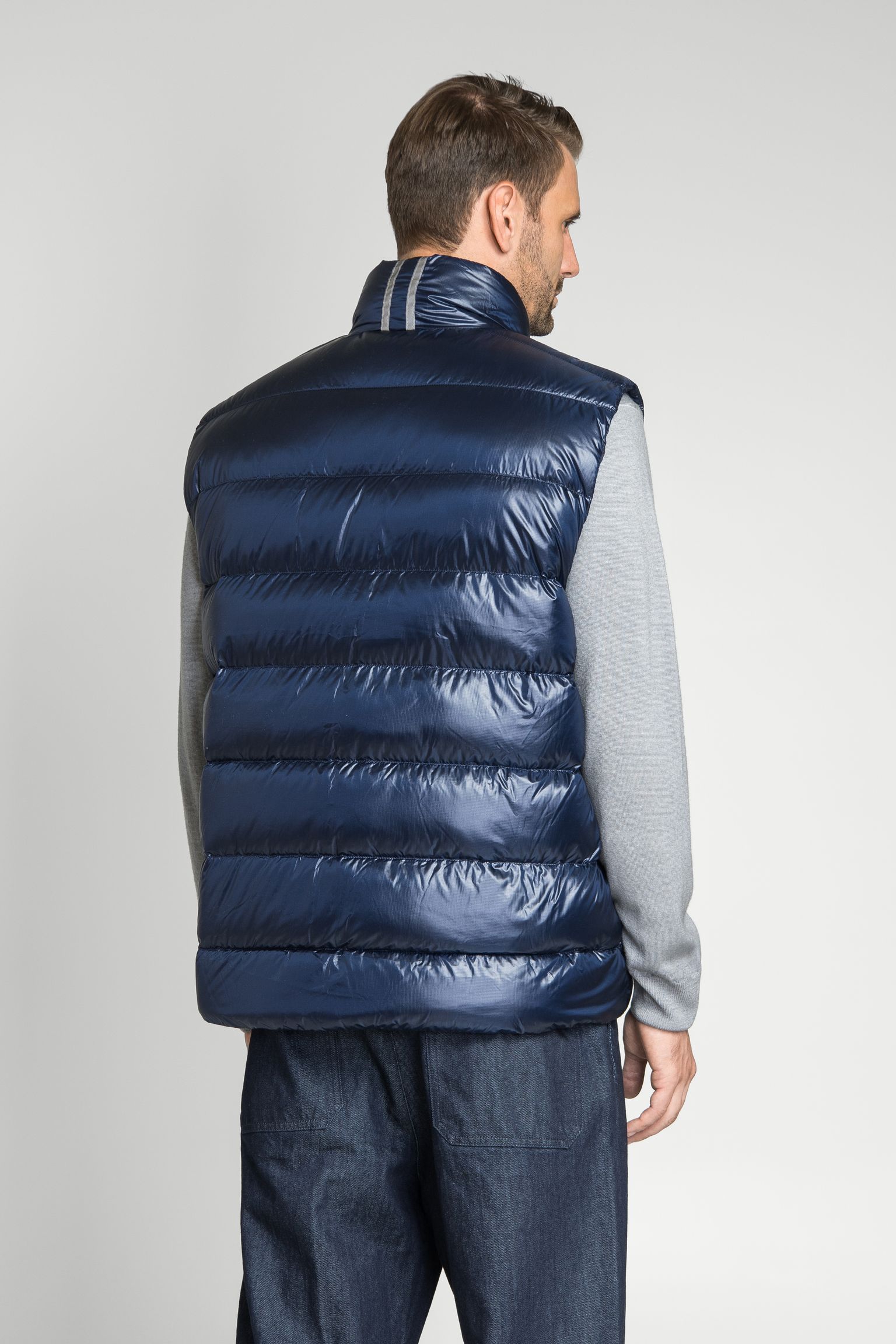 Стильные Жилет пуховой  CROFTON VEST