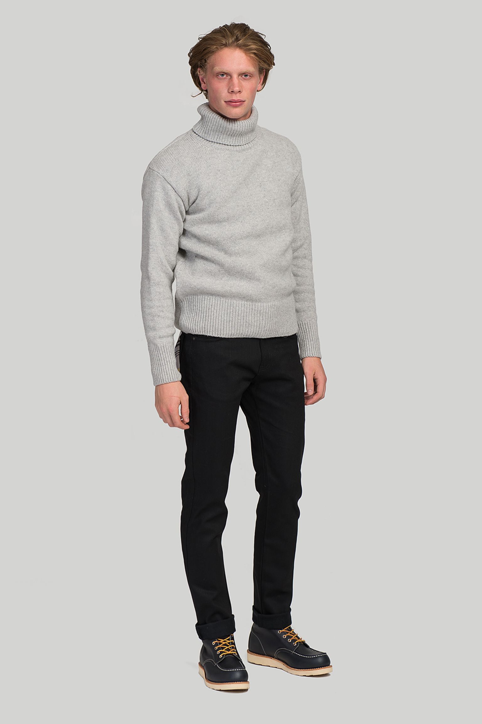 Джинсы Naked&Famous Super Guy Black Cashmere