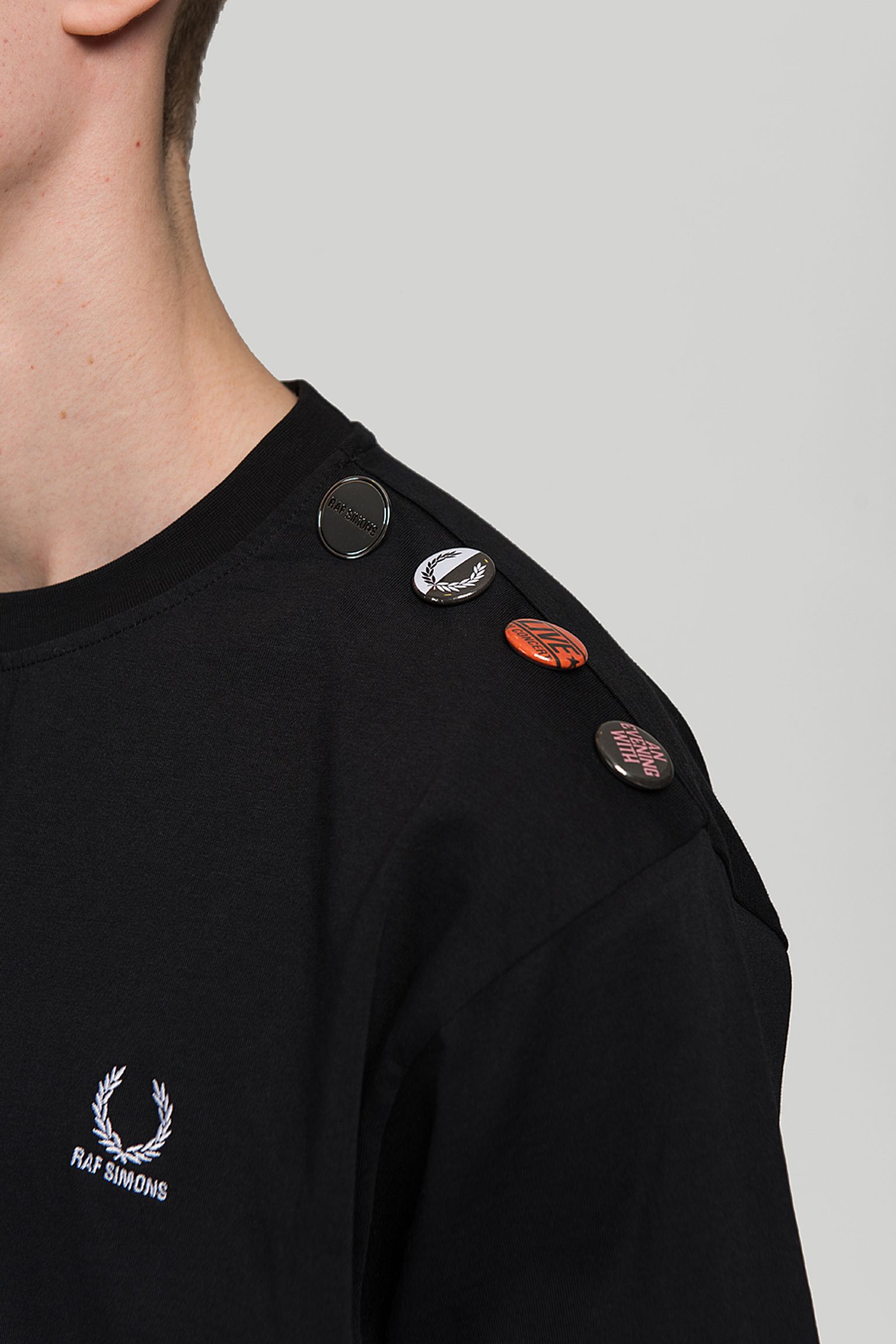 Футболка Oversized Shoulder T-Shirt з доставкою