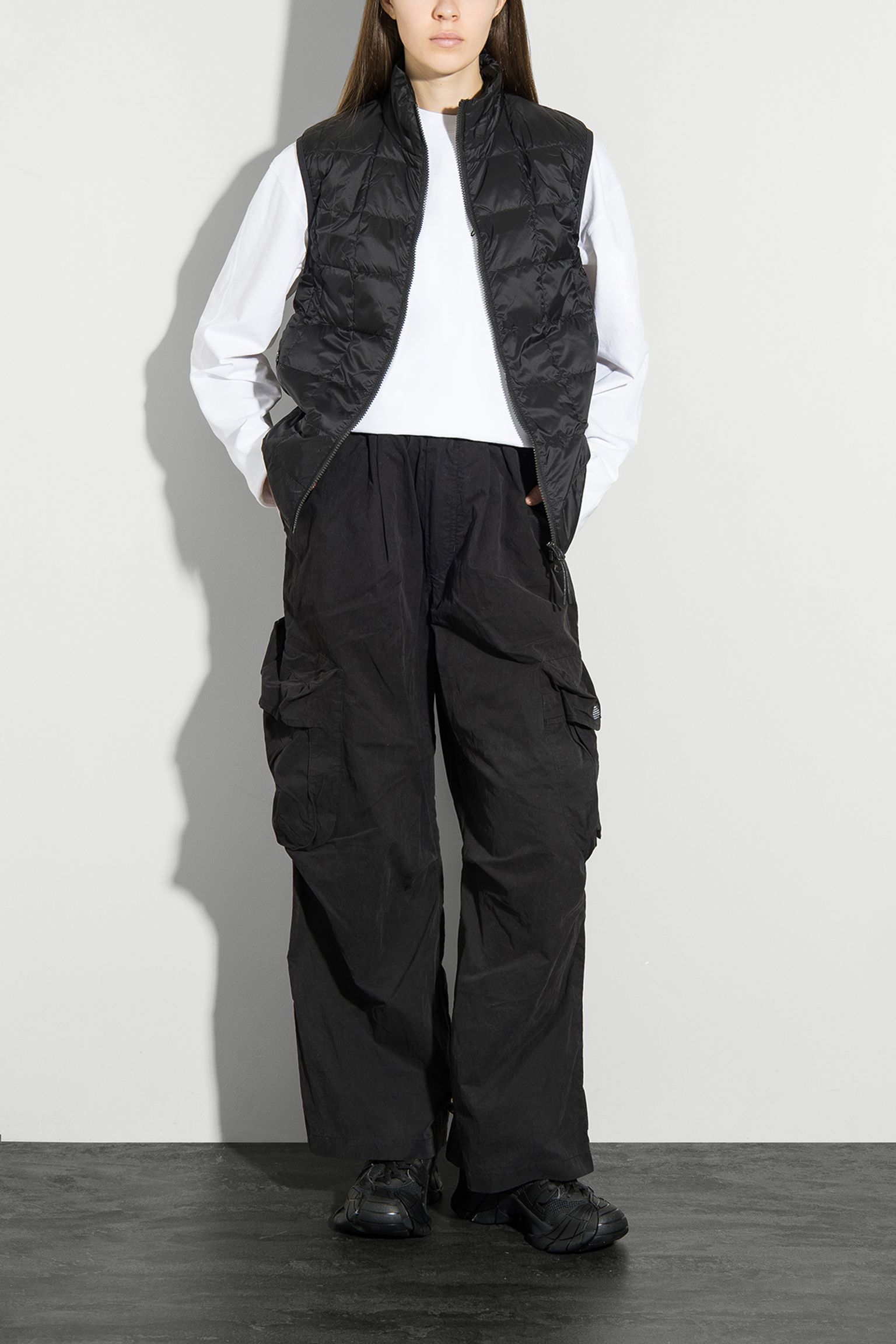 Жилет пуховой HI NECK W-ZIP DOWN VEST