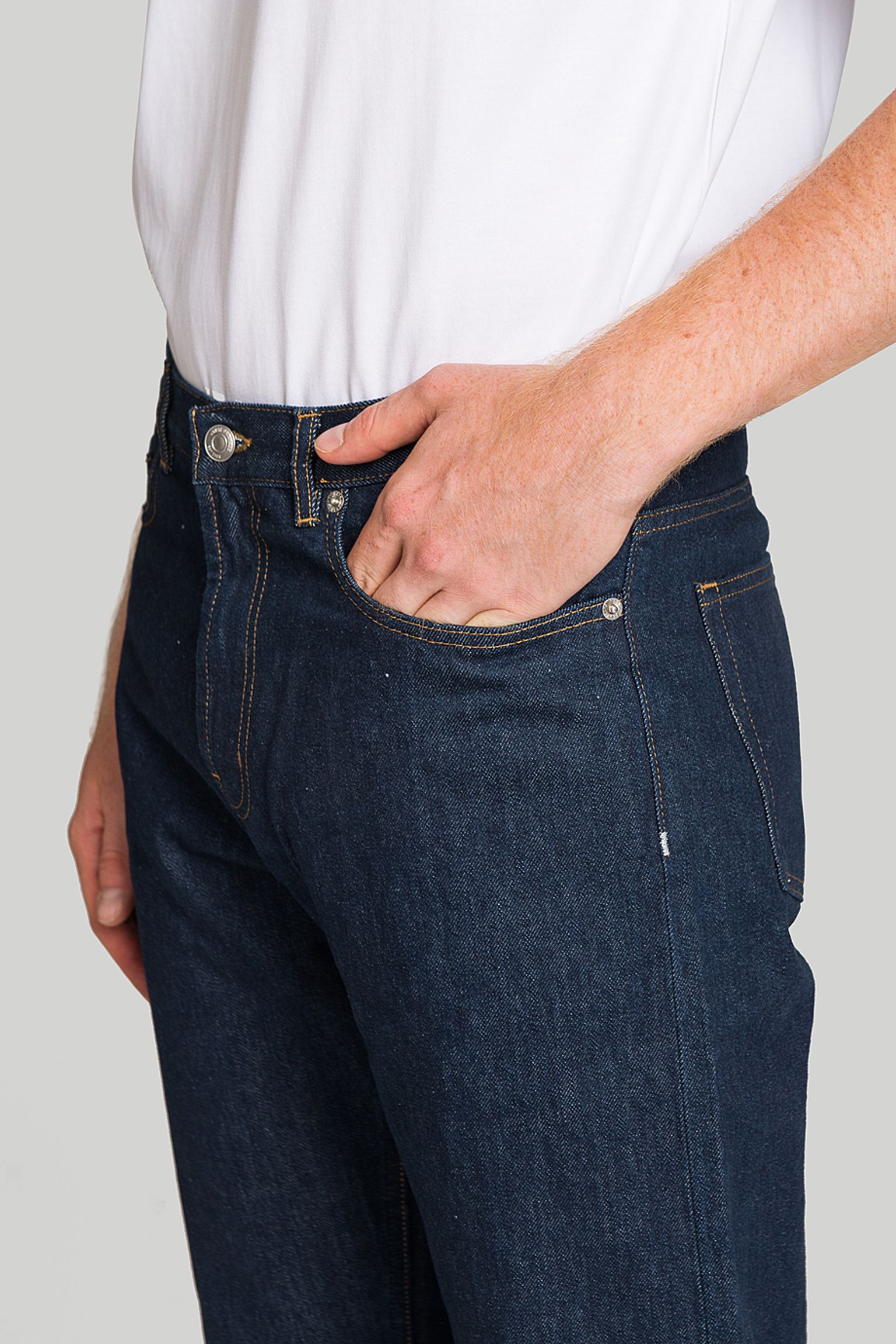 Джинсы NORSE PROJECTS Norse Regular Denim с доставкой