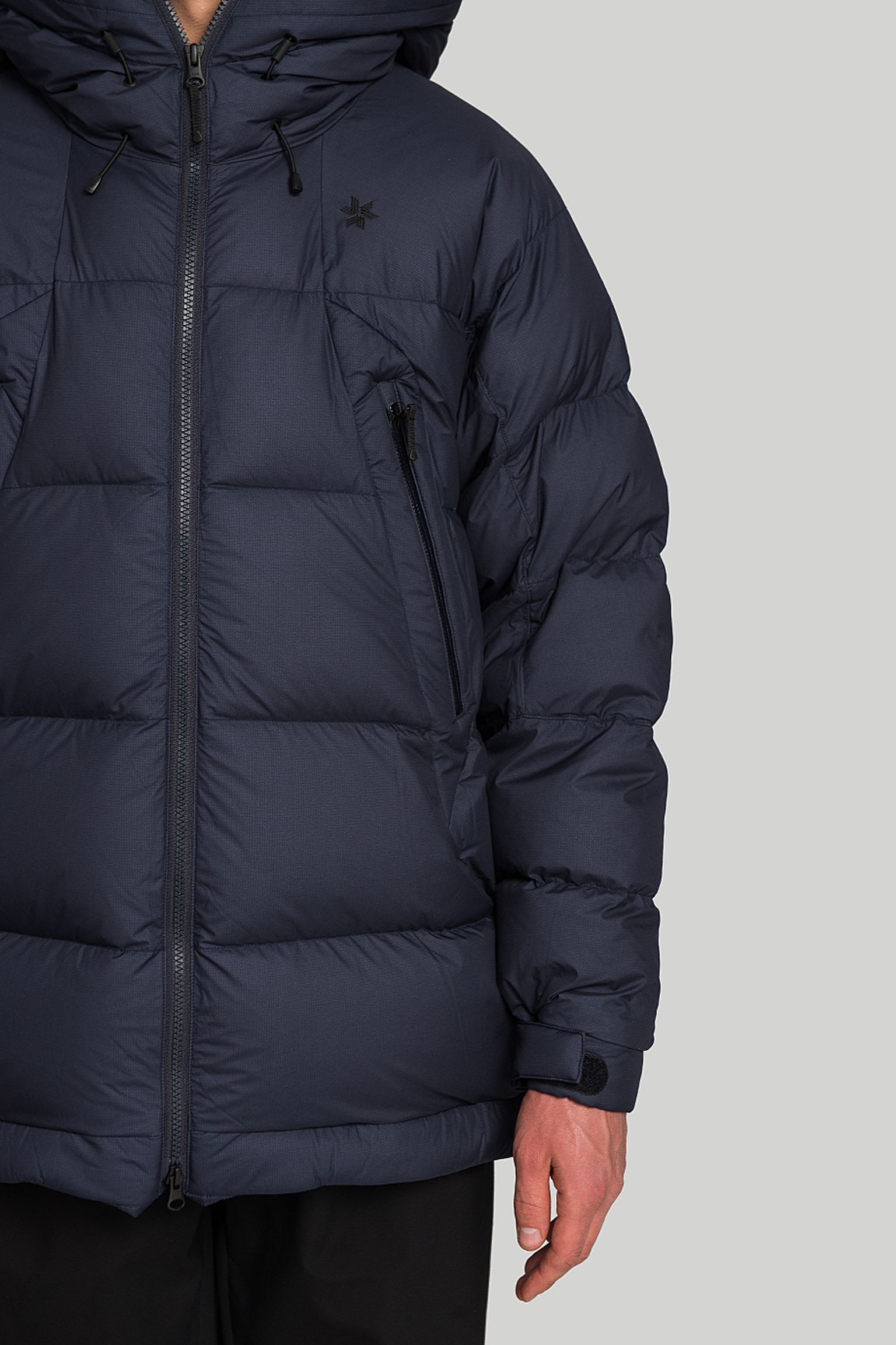 Пуховик GORE-TEX INFINIUM FLY AIR DOWN PARKA