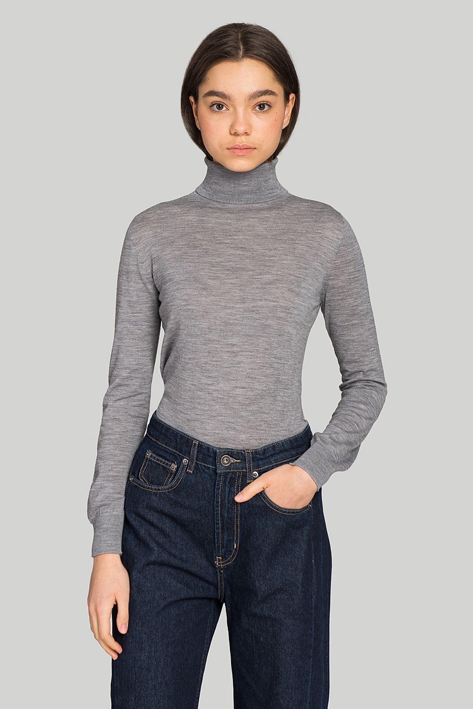 Гольф Johnstons of Elgin SUPERFINE MERINO ROLL NECK SWEATER