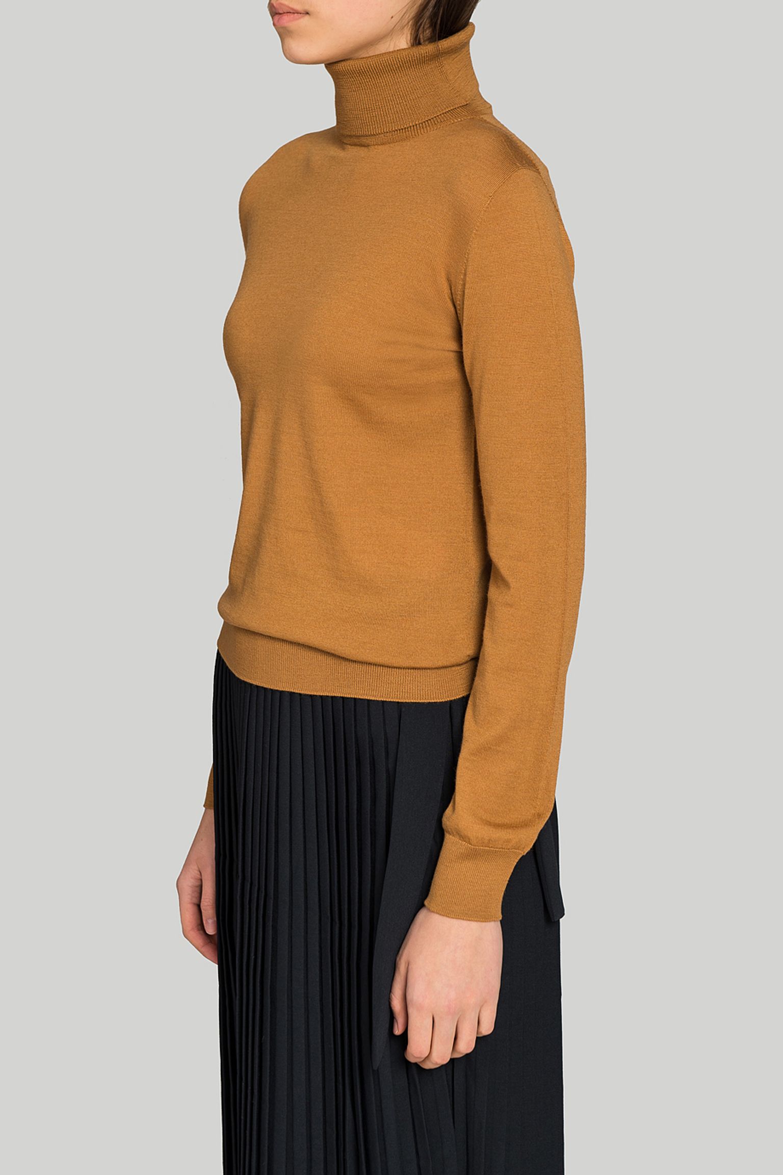 Гольф Johnstons of Elgin SUPERFINE MERINO ROLL NECK SWEATER