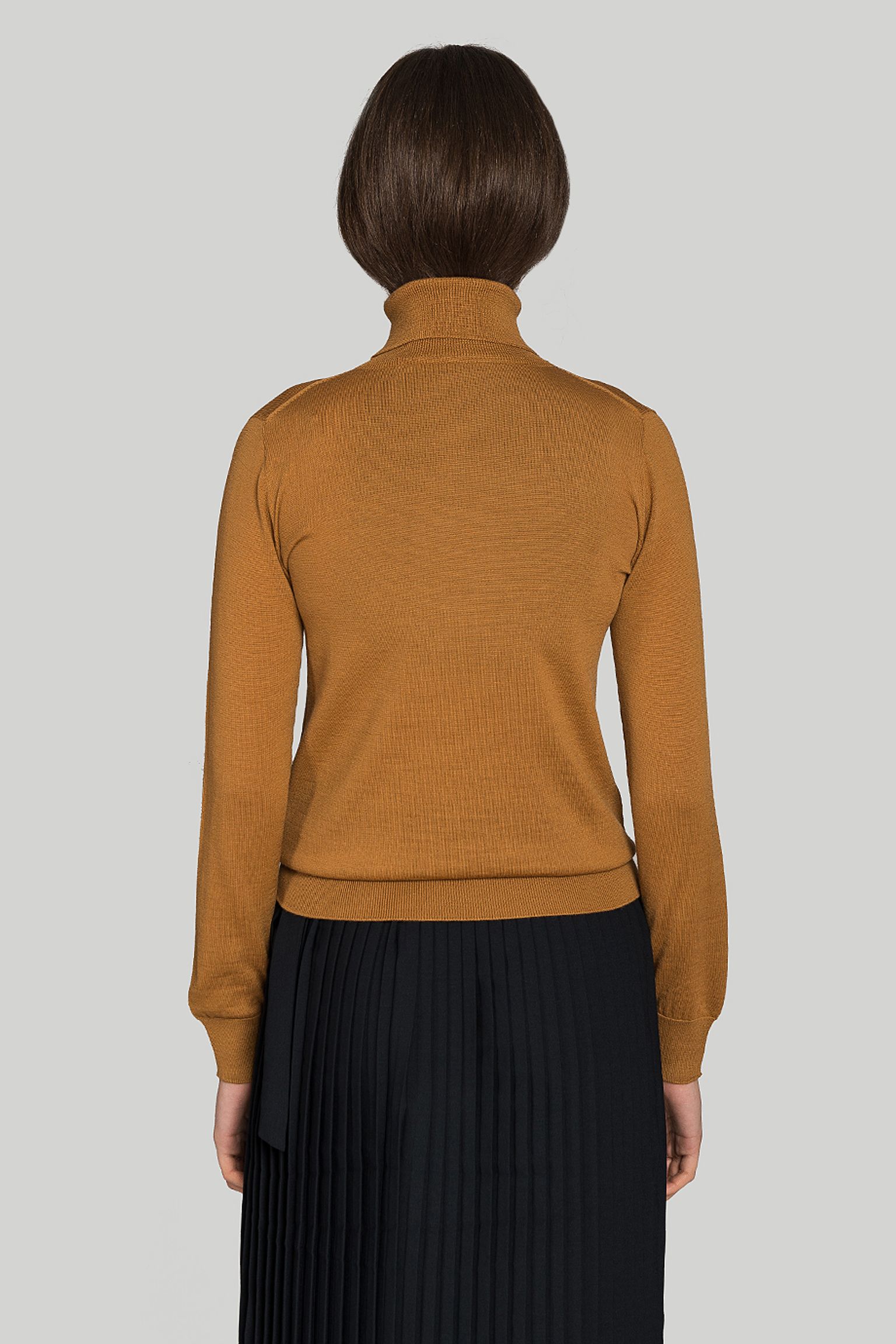 Гольф Johnstons of Elgin SUPERFINE MERINO ROLL NECK SWEATER