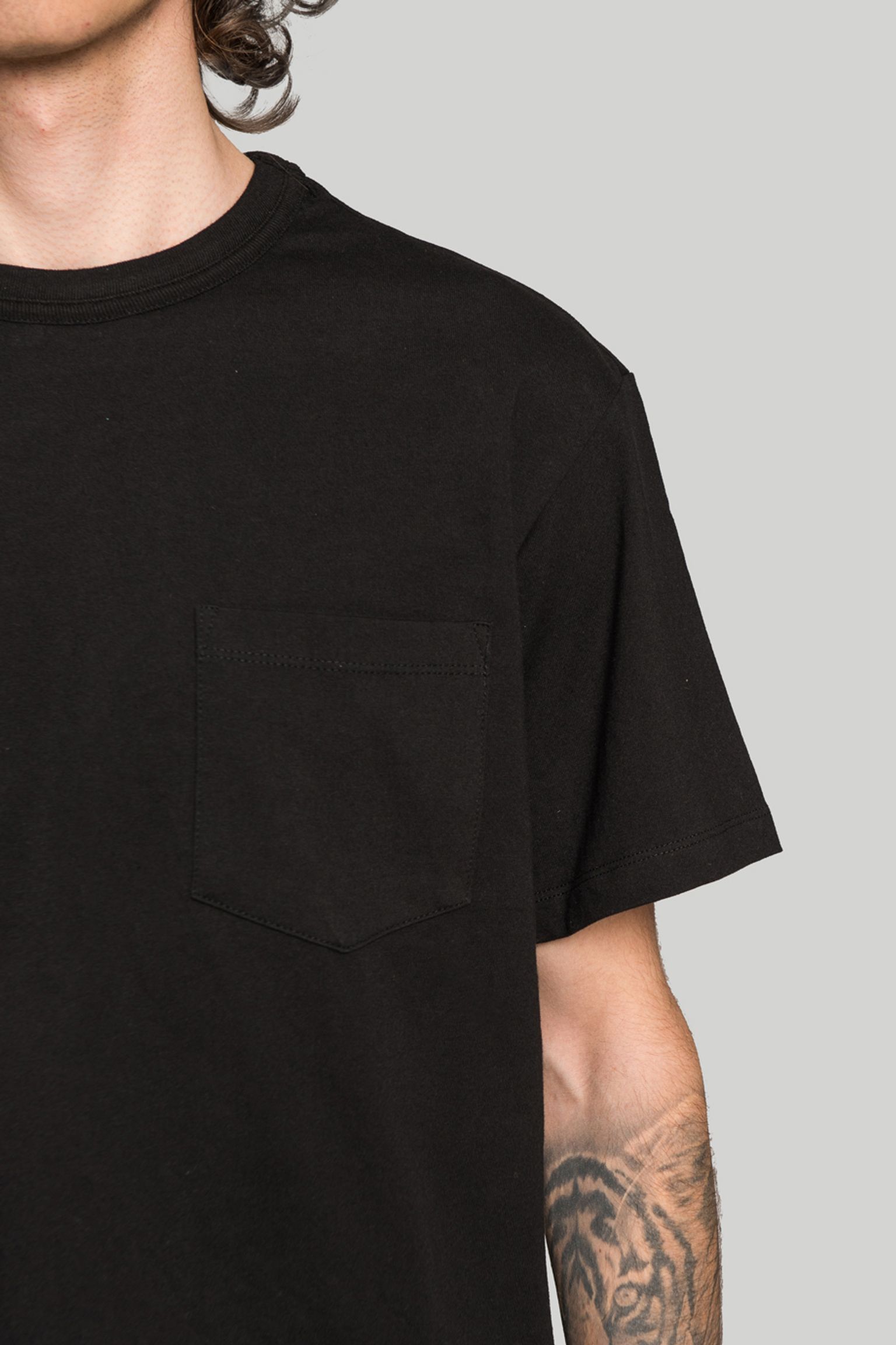 Широкий выбор Футболка ONE POCKET T-SHIRT
