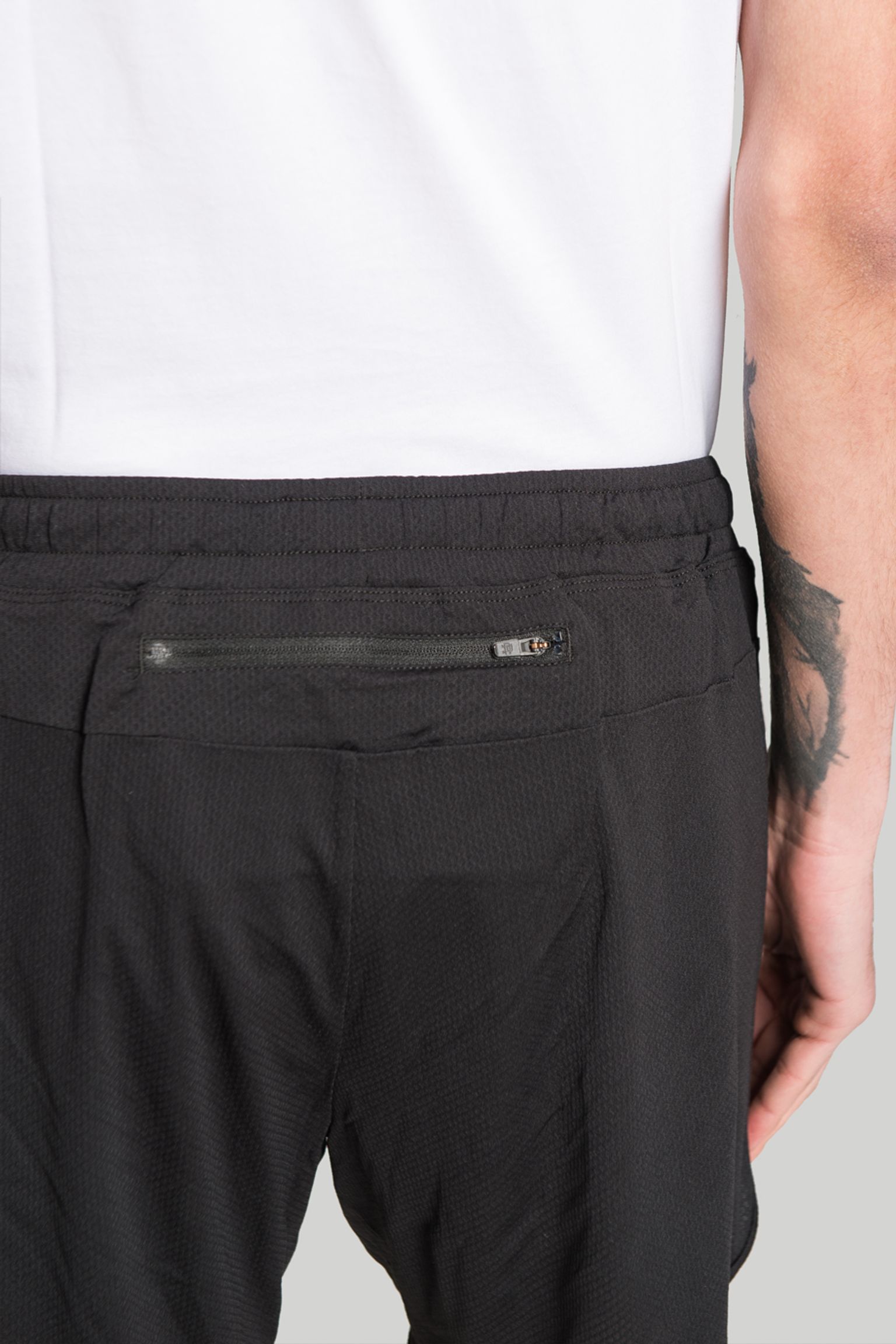 Шорты  REIGNING CHAMP EAST SHORT