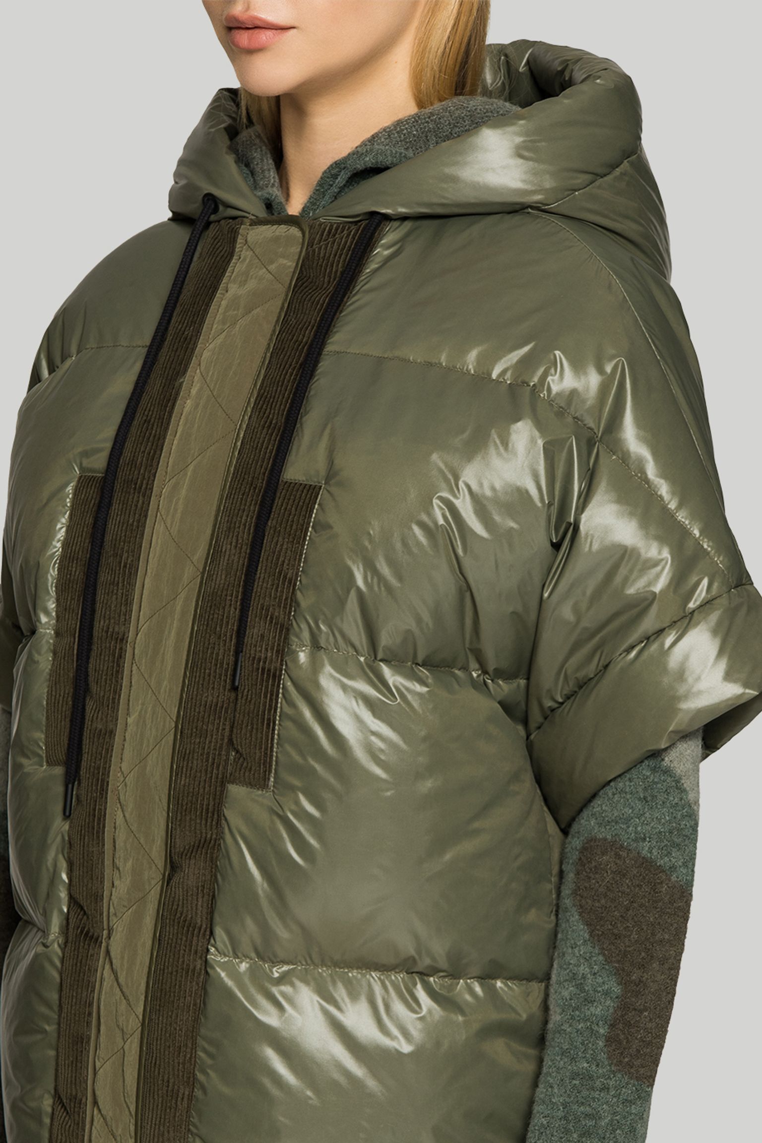 Широкий выбор Жилет пуховый HOLDEN W LONG DOWN VEST