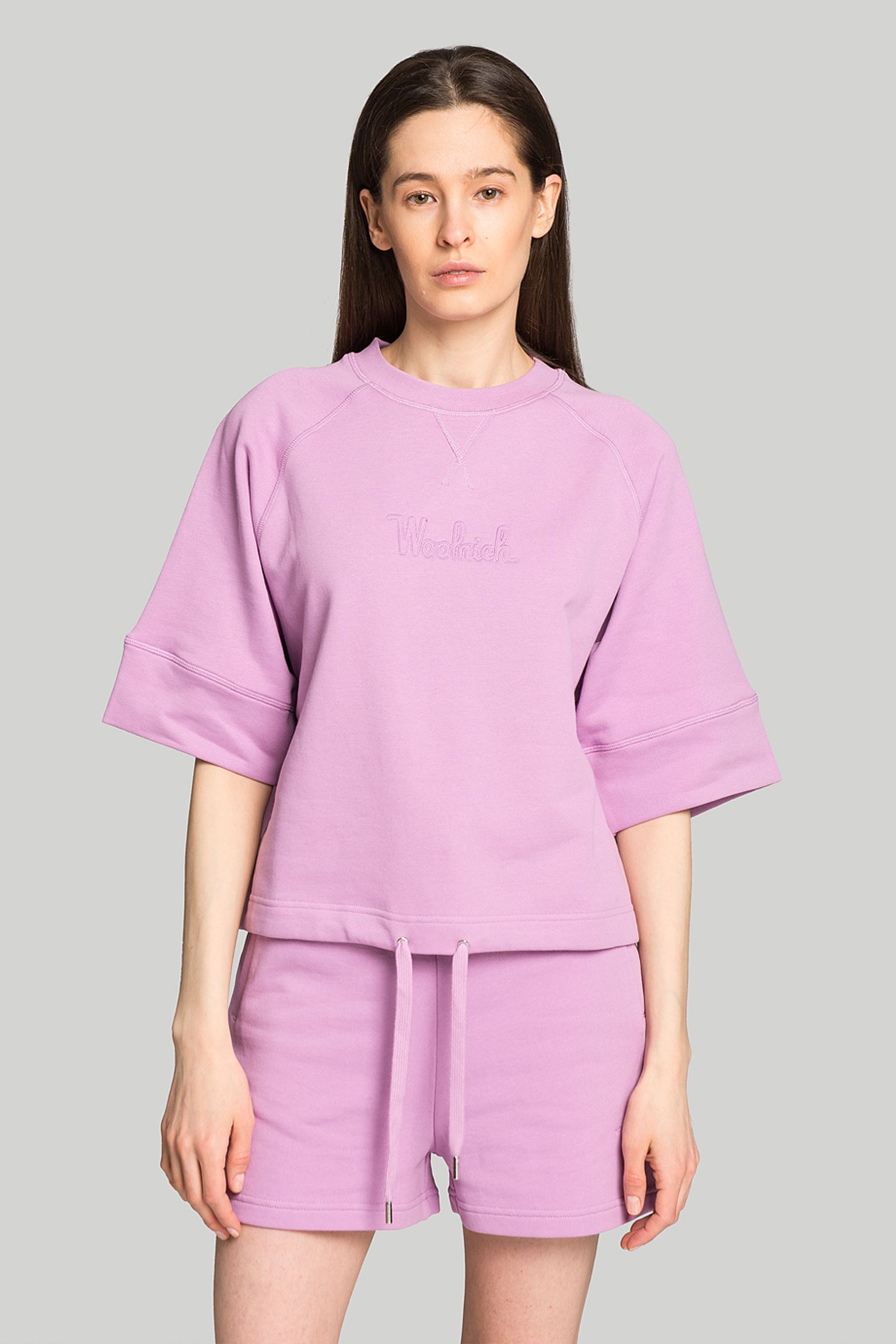 Свитшот Woolrich SHORT SLEEVE LOGO CREWNECK купить