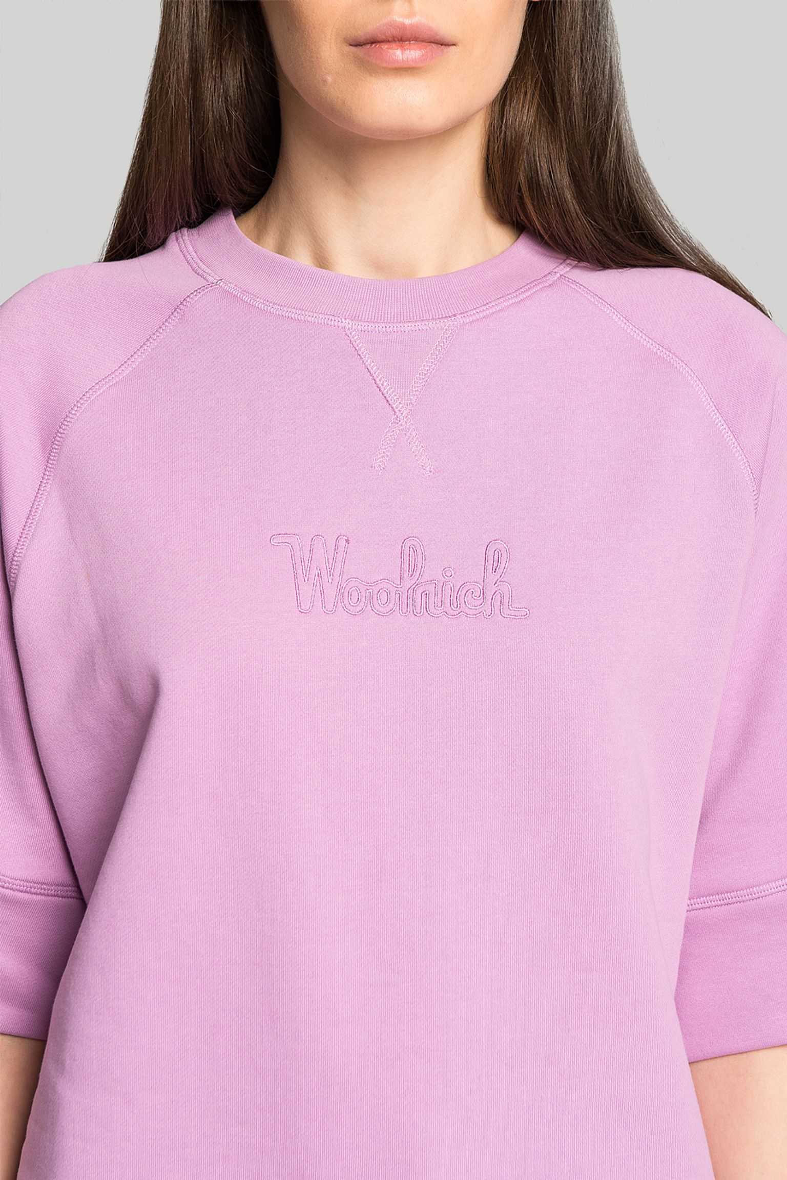 Стильные Свитшот Woolrich SHORT SLEEVE LOGO CREWNECK
