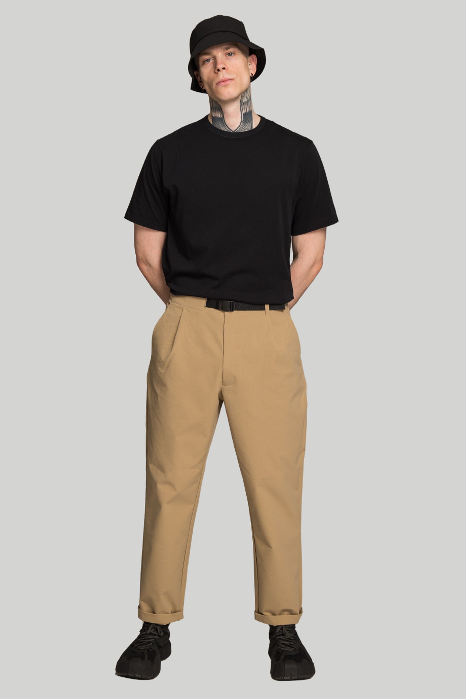 Брюки ONE TUCK TAPERED STRETCH PANTS