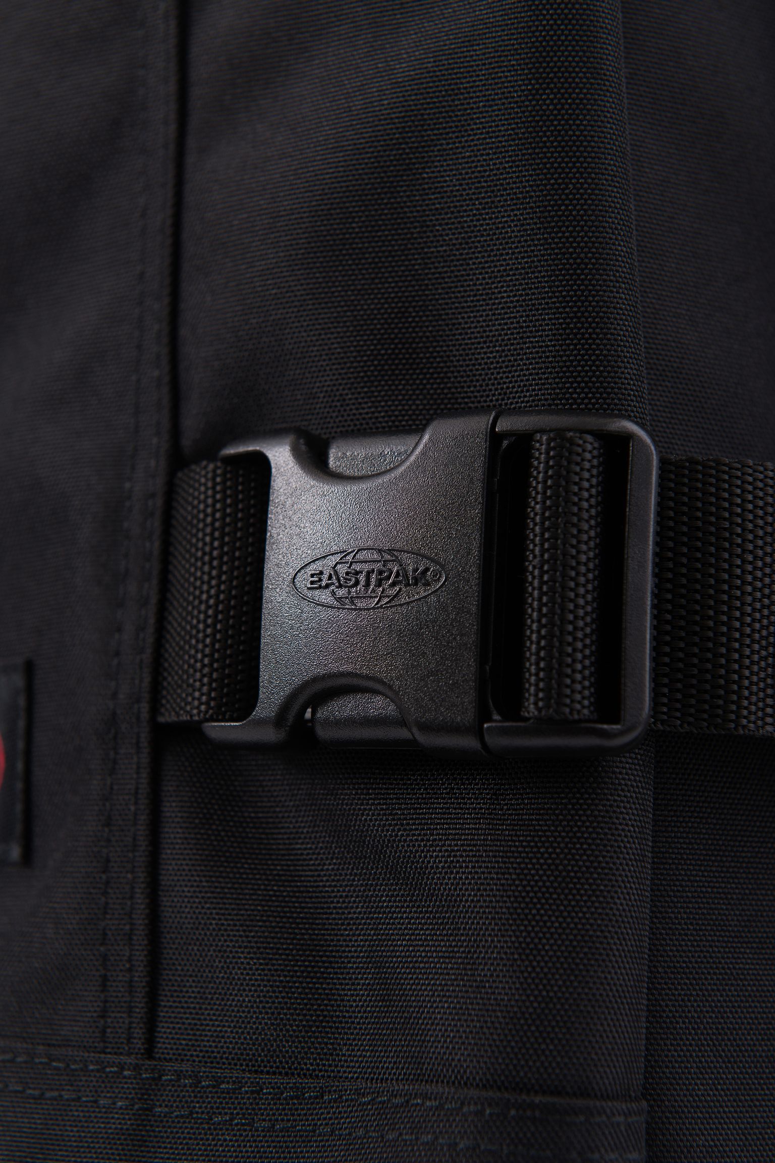 Широкий вибір Валіза EASTPAK TRANS4 L