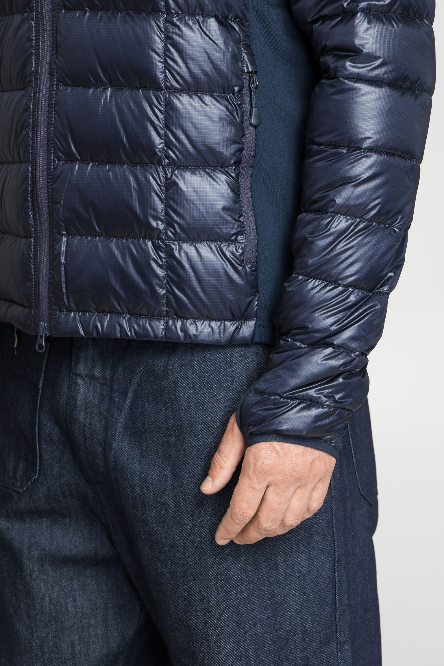 Широкий выбор Пуховик HYBRIDGE LITE JACKET