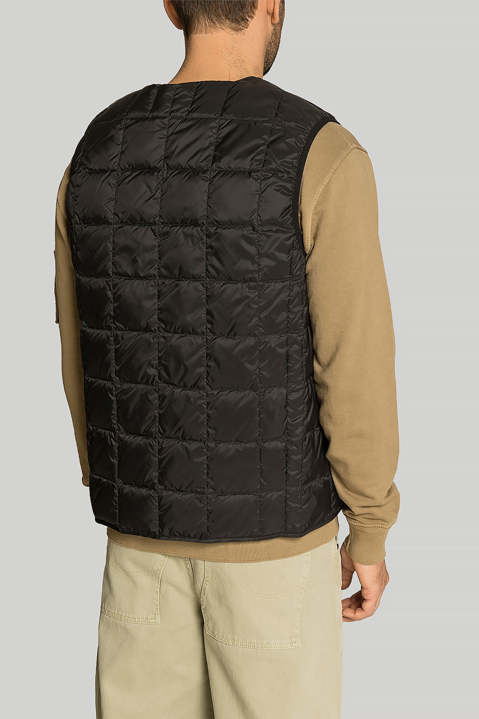 Жилет   V NECK BUTTON DOWN VEST