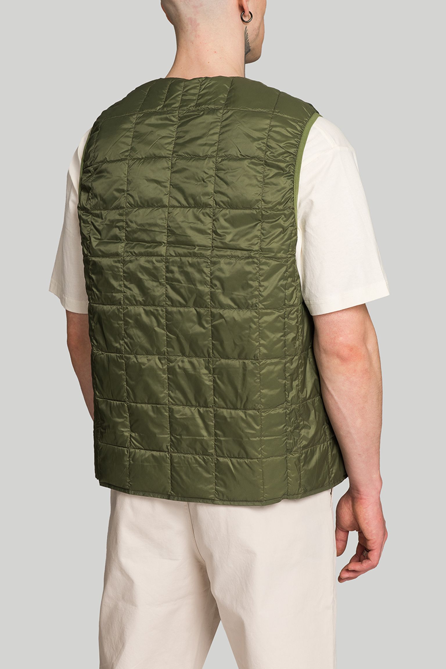 Жилет V-NECK BUTTON DOWN VEST