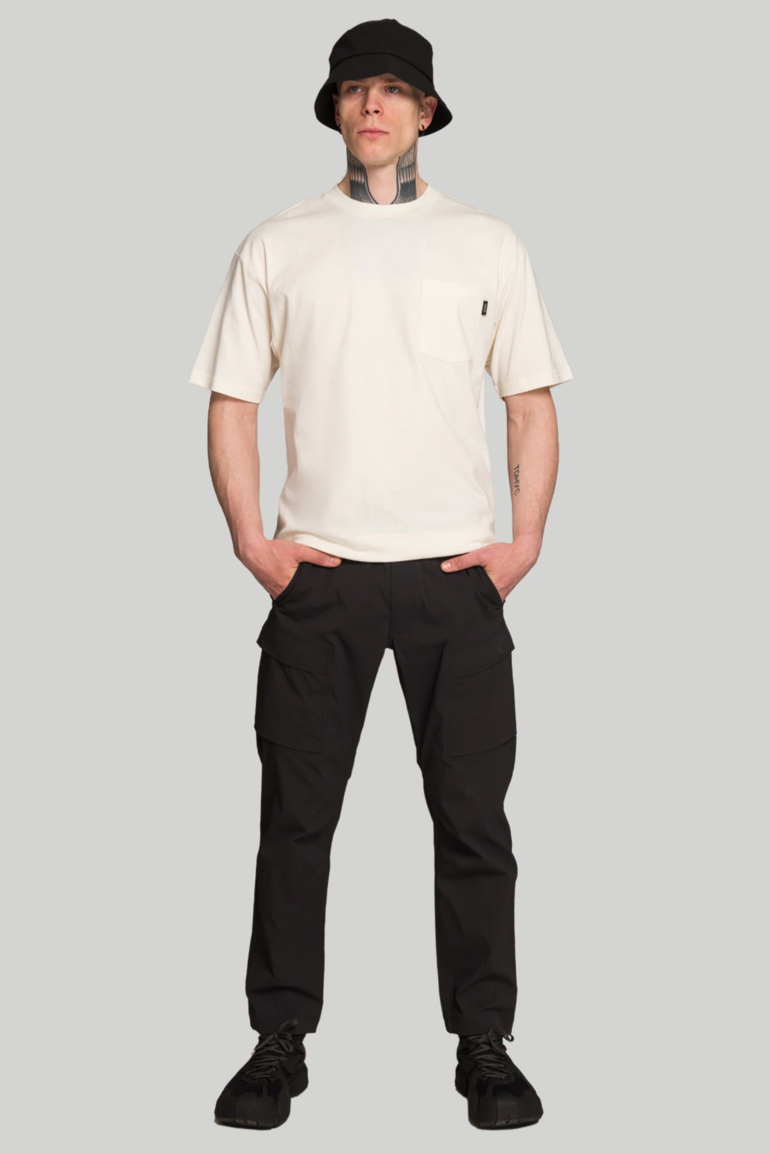 Футболка TAION STORAGE POCKET TEE с доставкой
