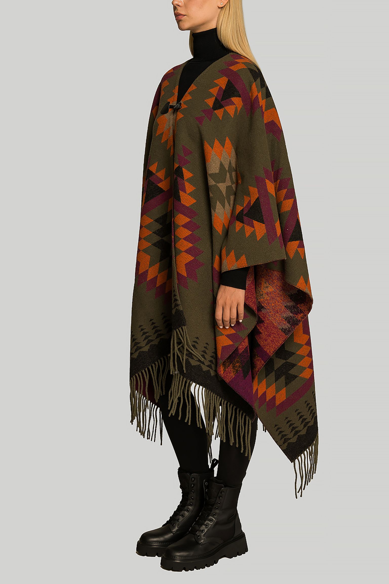 Пончо Woolrich AMERICAN GEOMETRIC CAPE