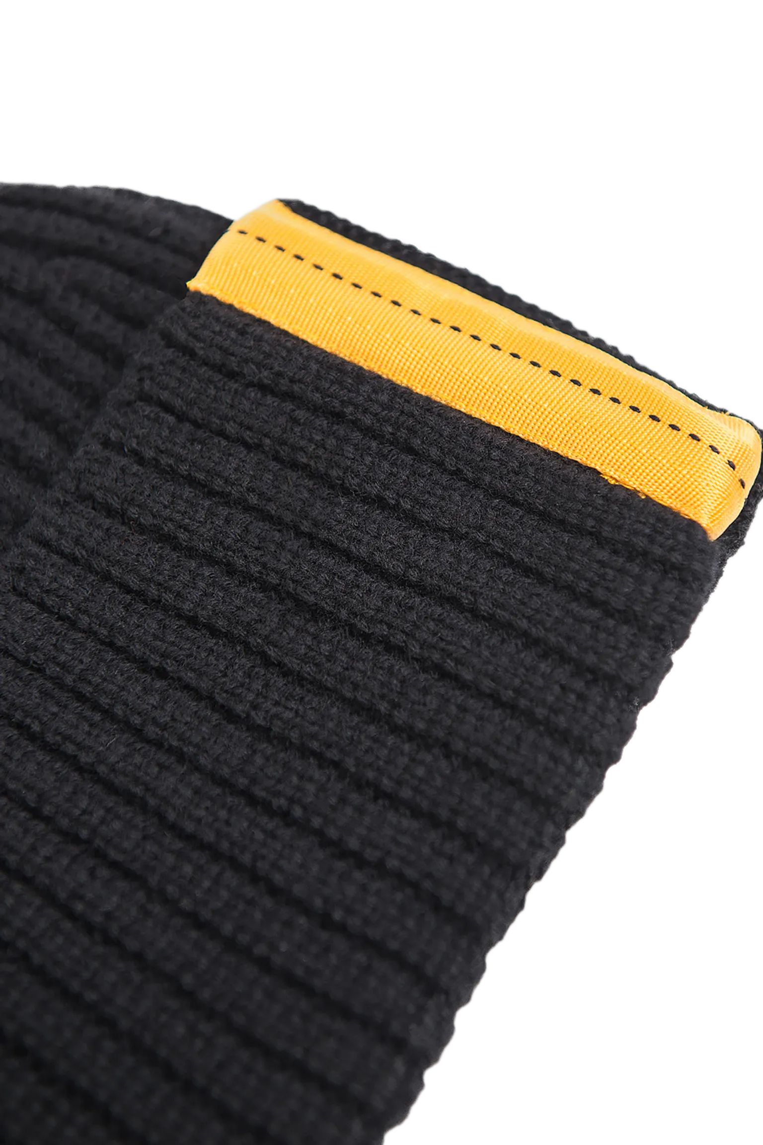 Шапка   NEST HAT