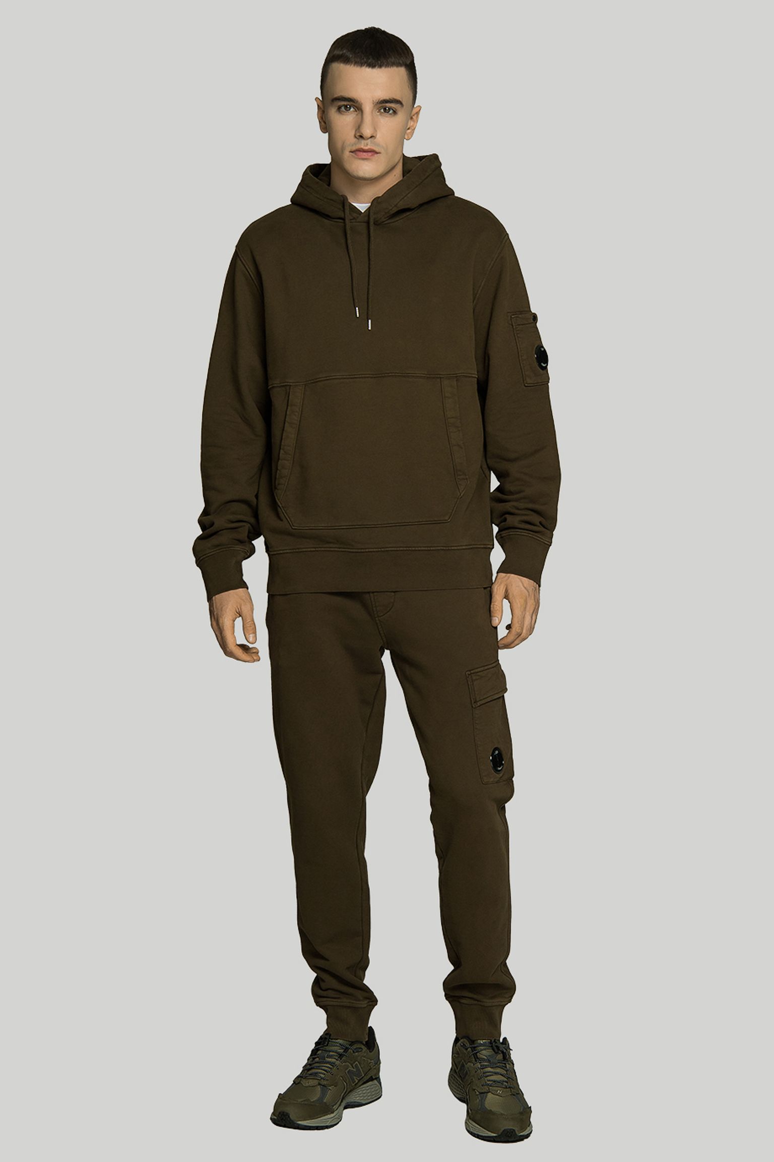 Спортивні брюки C.P. Company BRUSHED AND EMERIZED FLEECE PANTS купити в Україні