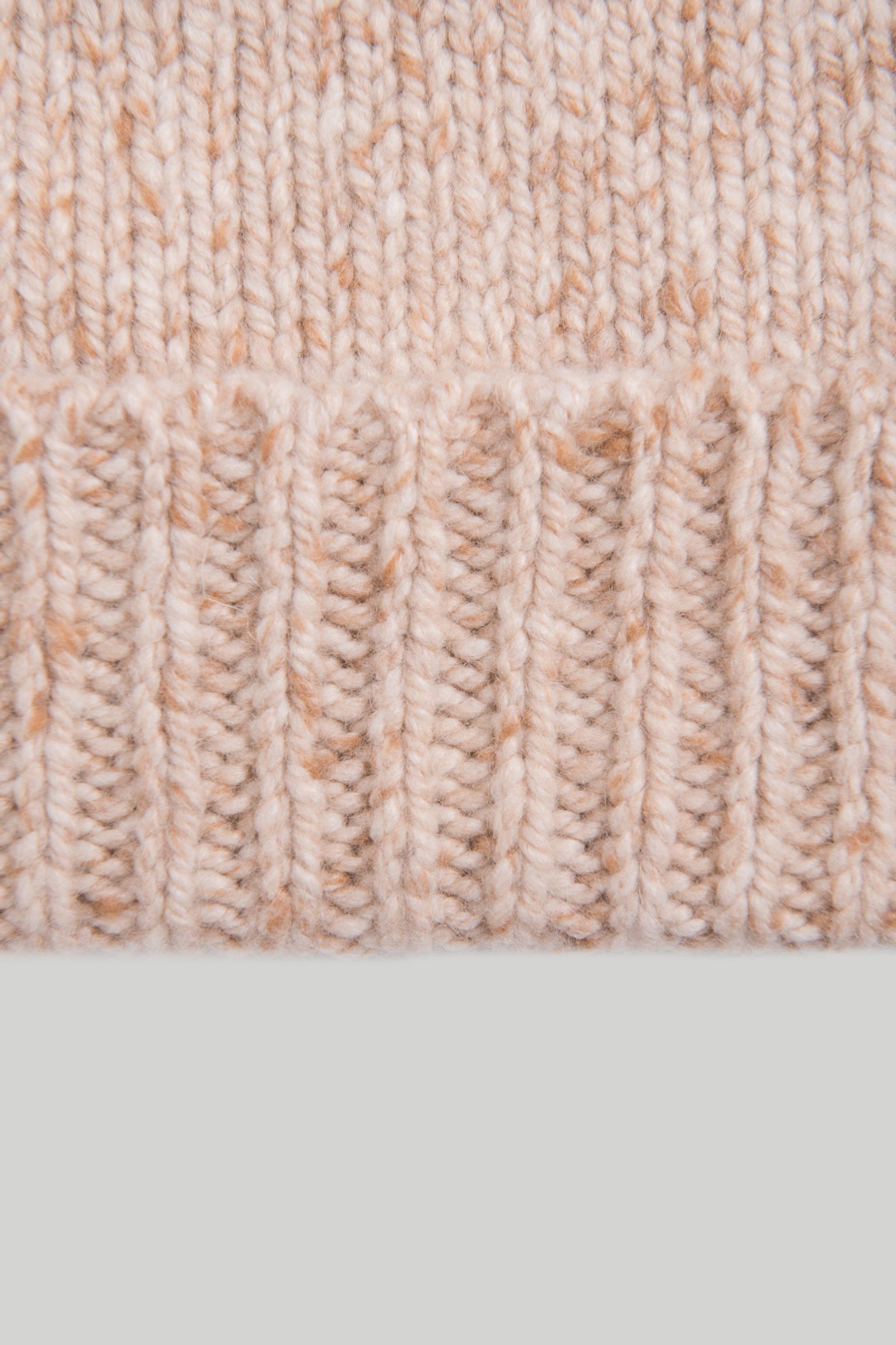 Шапка   CASHMERE DONEGAL BEANIE с доставкой