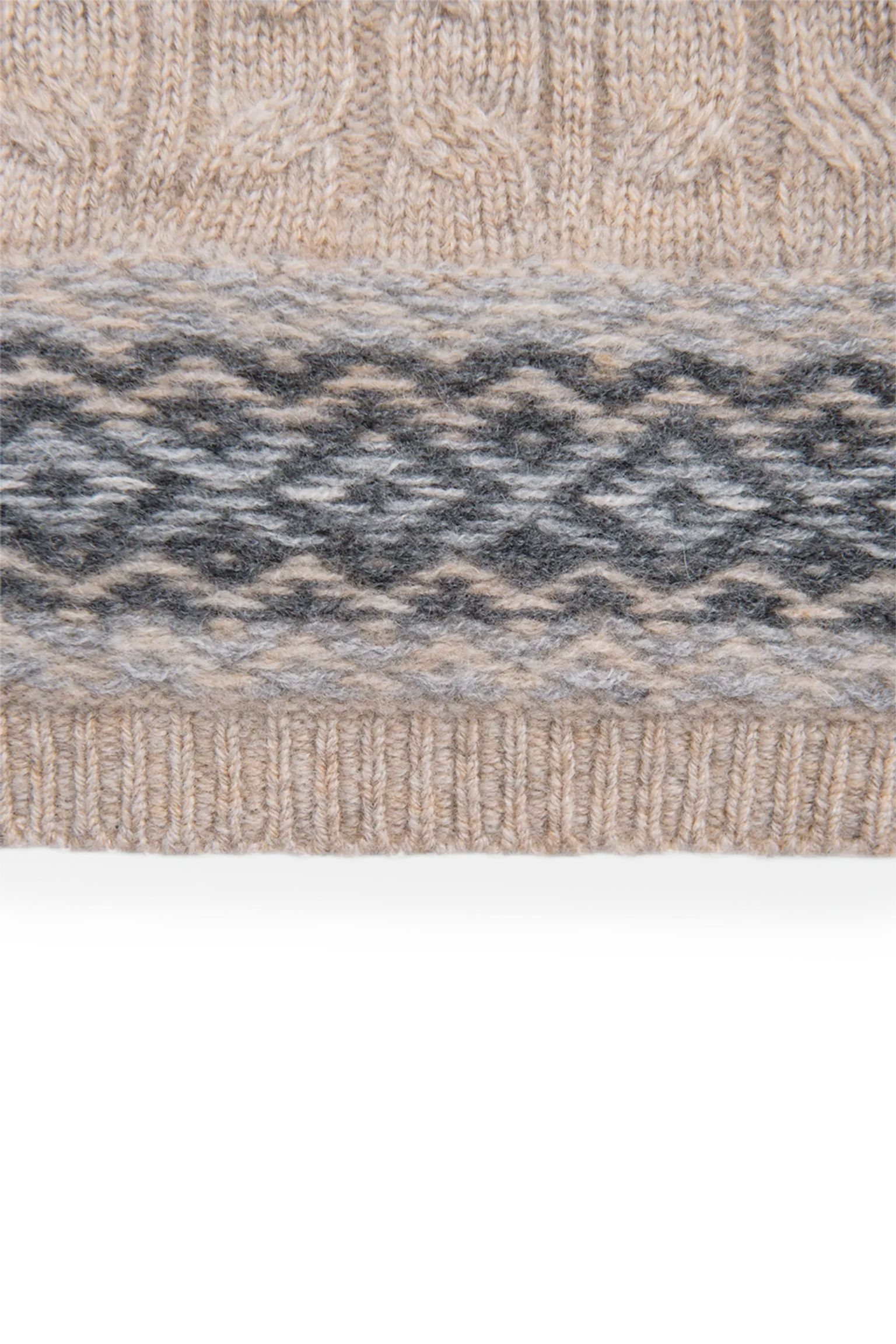 Шапка   CASHMERE REVERSE FAIRISLE BEANIE с доставкой