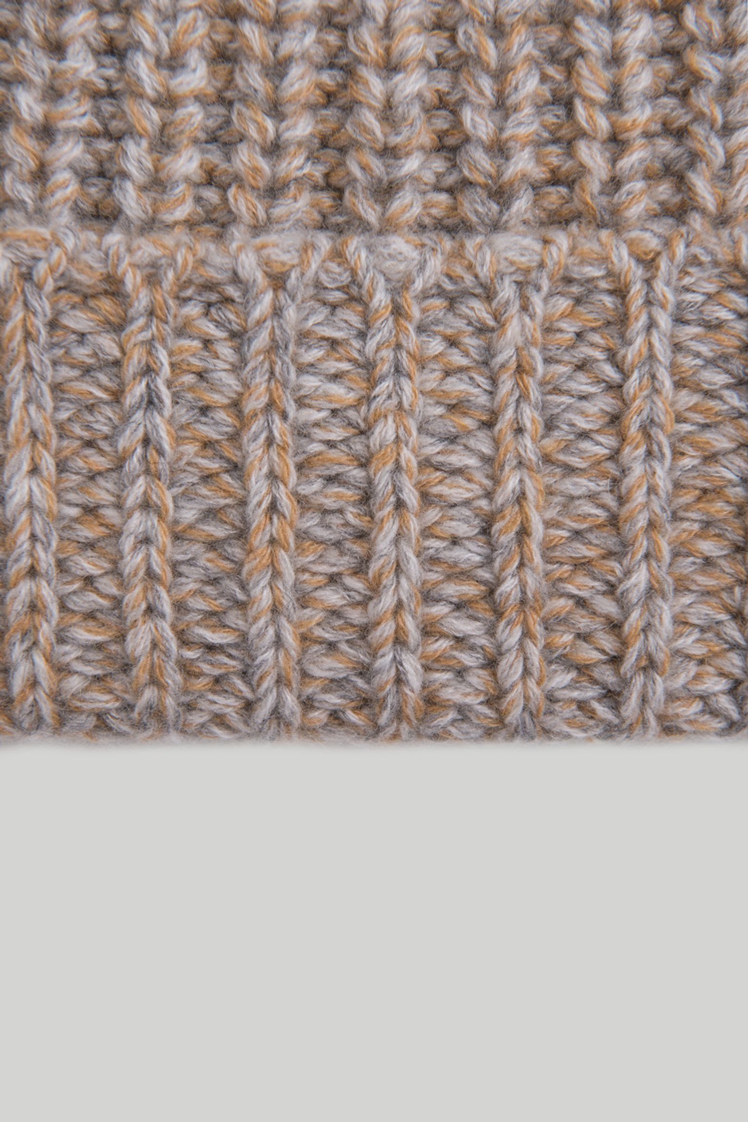 Шапка   CASHMERE RIBBED BEANIE с доставкой