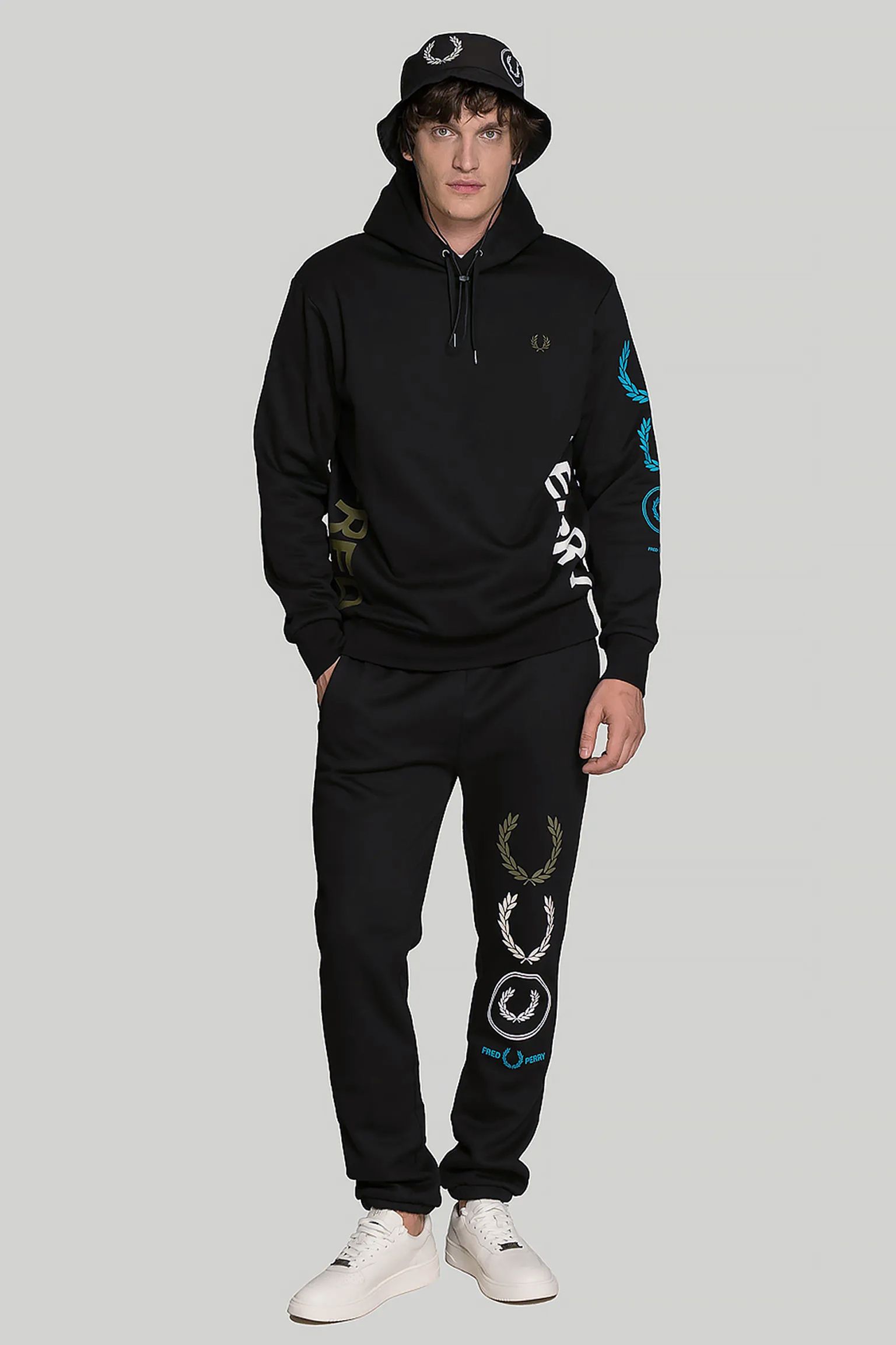 Спортивні брюки GRAPHIC BRANDING SWEATPANT купити в Україні