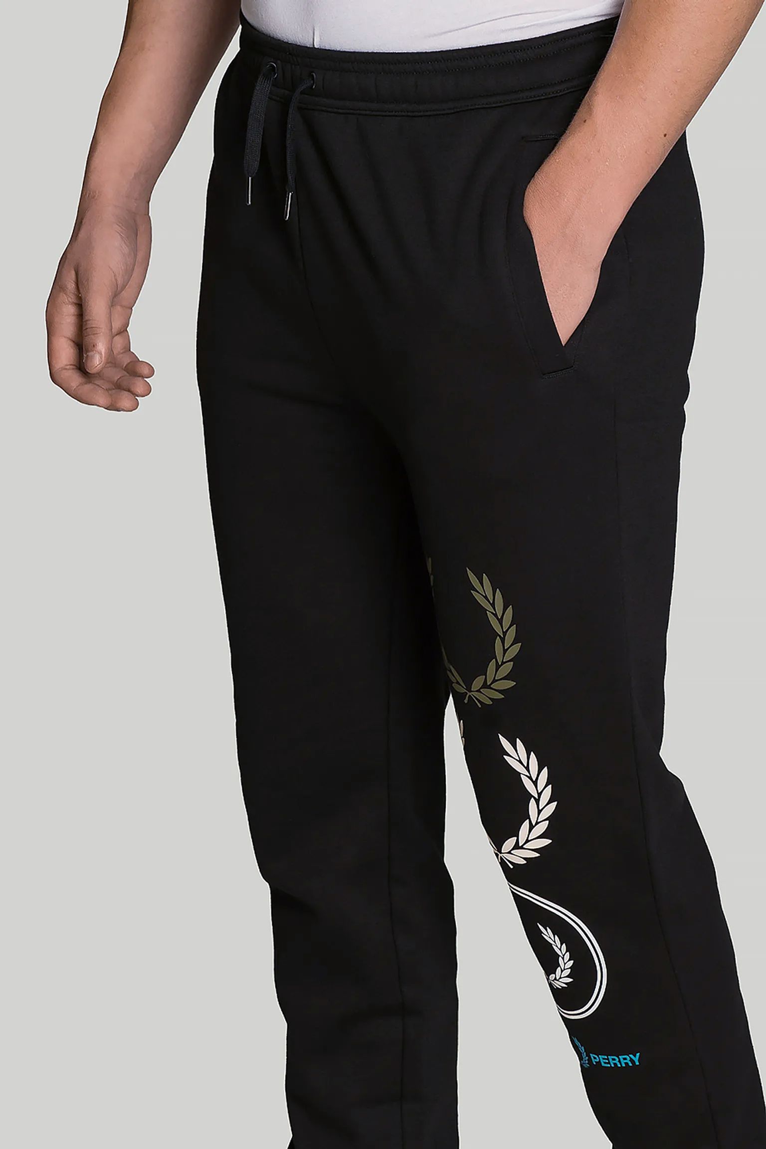 Стильні Спортивні брюки GRAPHIC BRANDING SWEATPANT