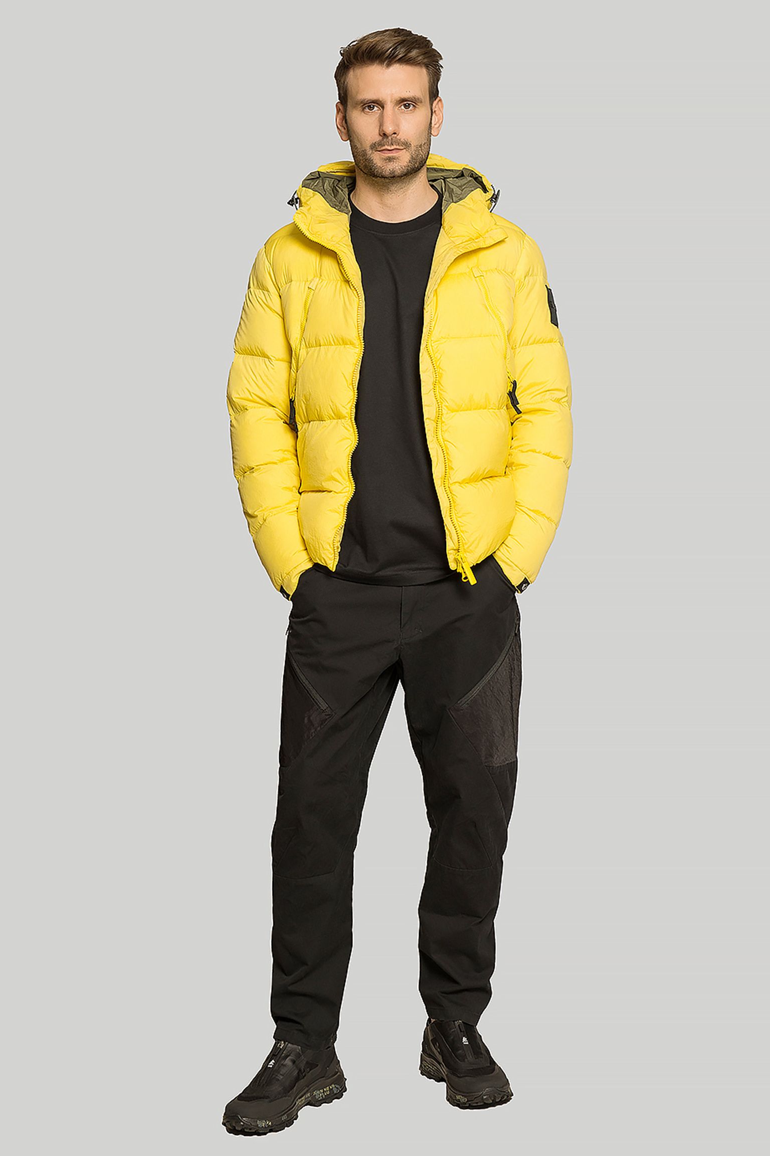 Пуховик OUTHERE ULTRALIGHT NYLON ACETIC DYE с доставкой