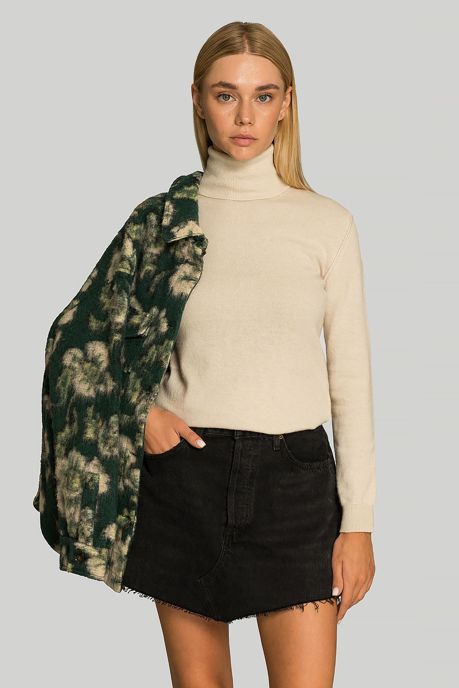 Гольф Woolrich CASHMERE BLEND TURTLENECK купить