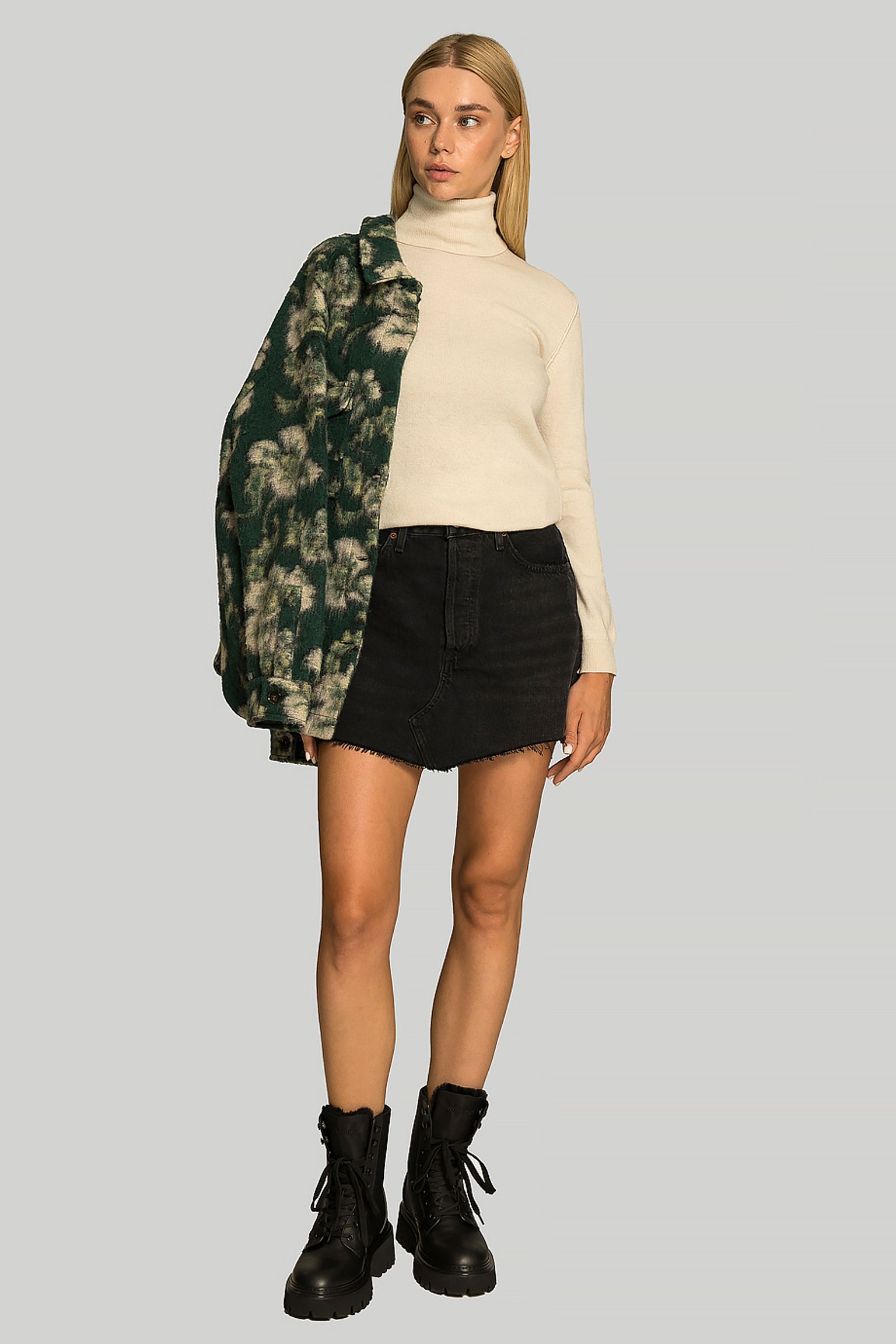 Гольф Woolrich CASHMERE BLEND TURTLENECK купить в Украине