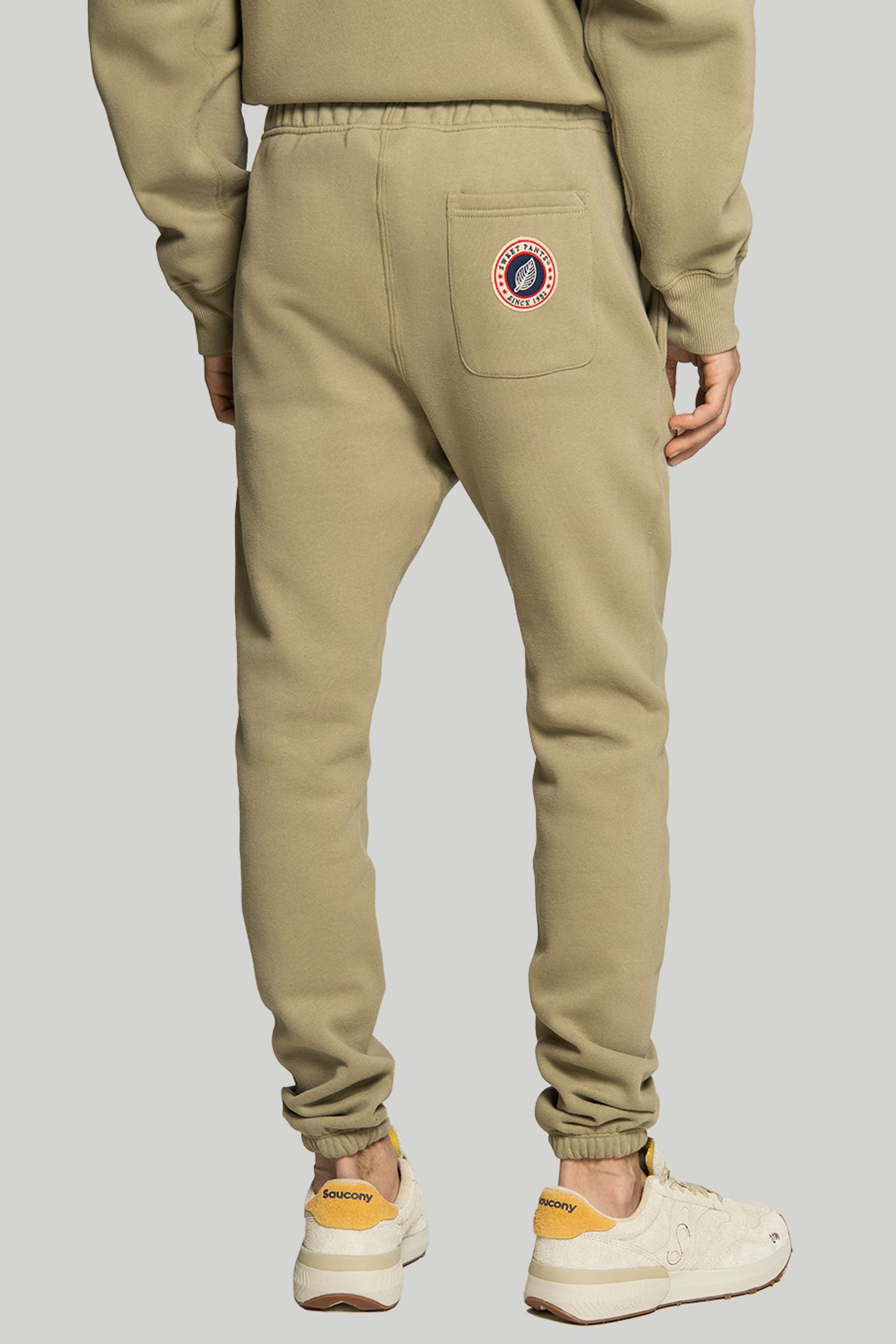 Широкий выбор Спортивные брюки SWEET PANTS BAS DE JOGGING BRODERIE 3D