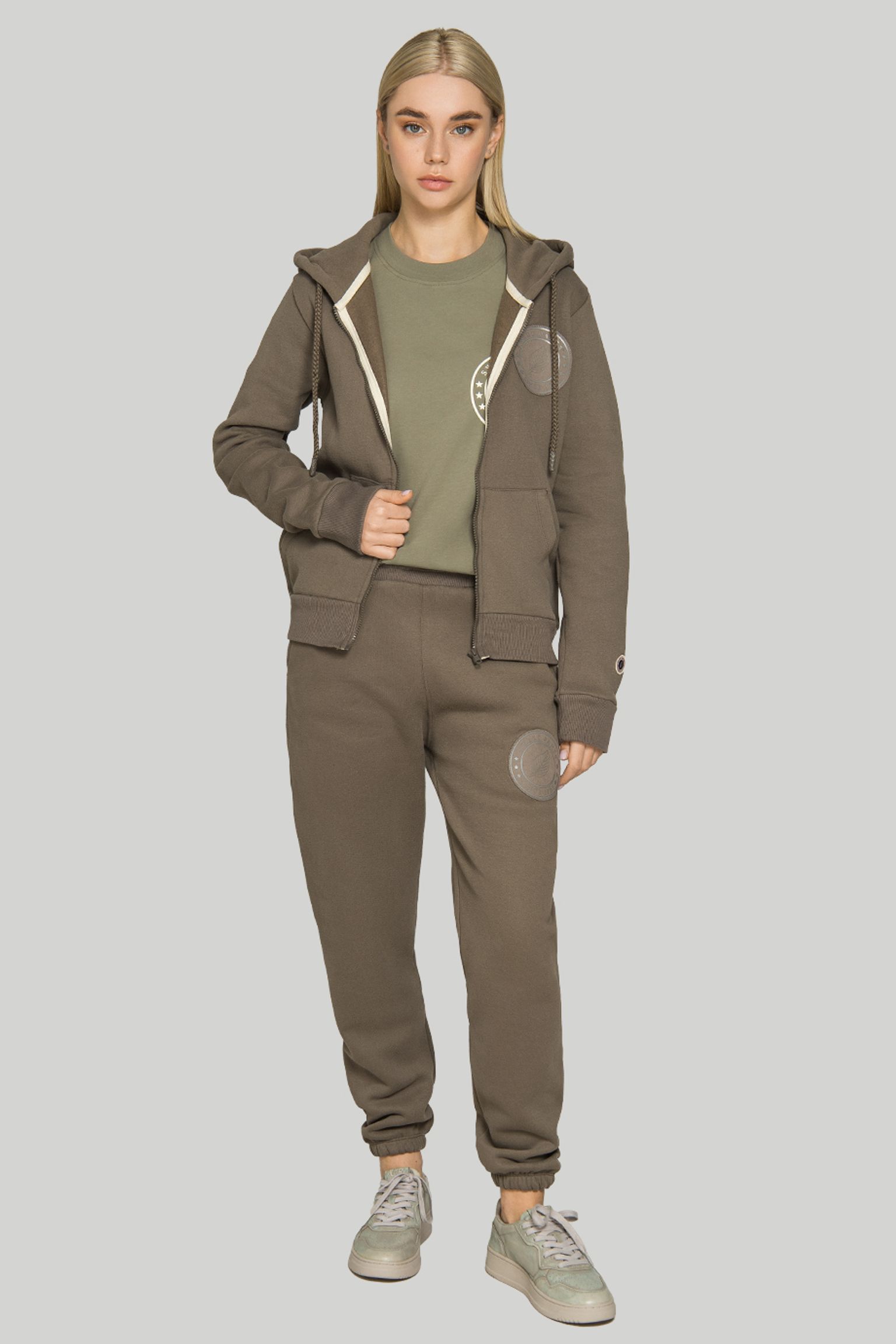 Спортивные брюки SWEET PANTS BAS DE JOGGING PATCH купить в Украине