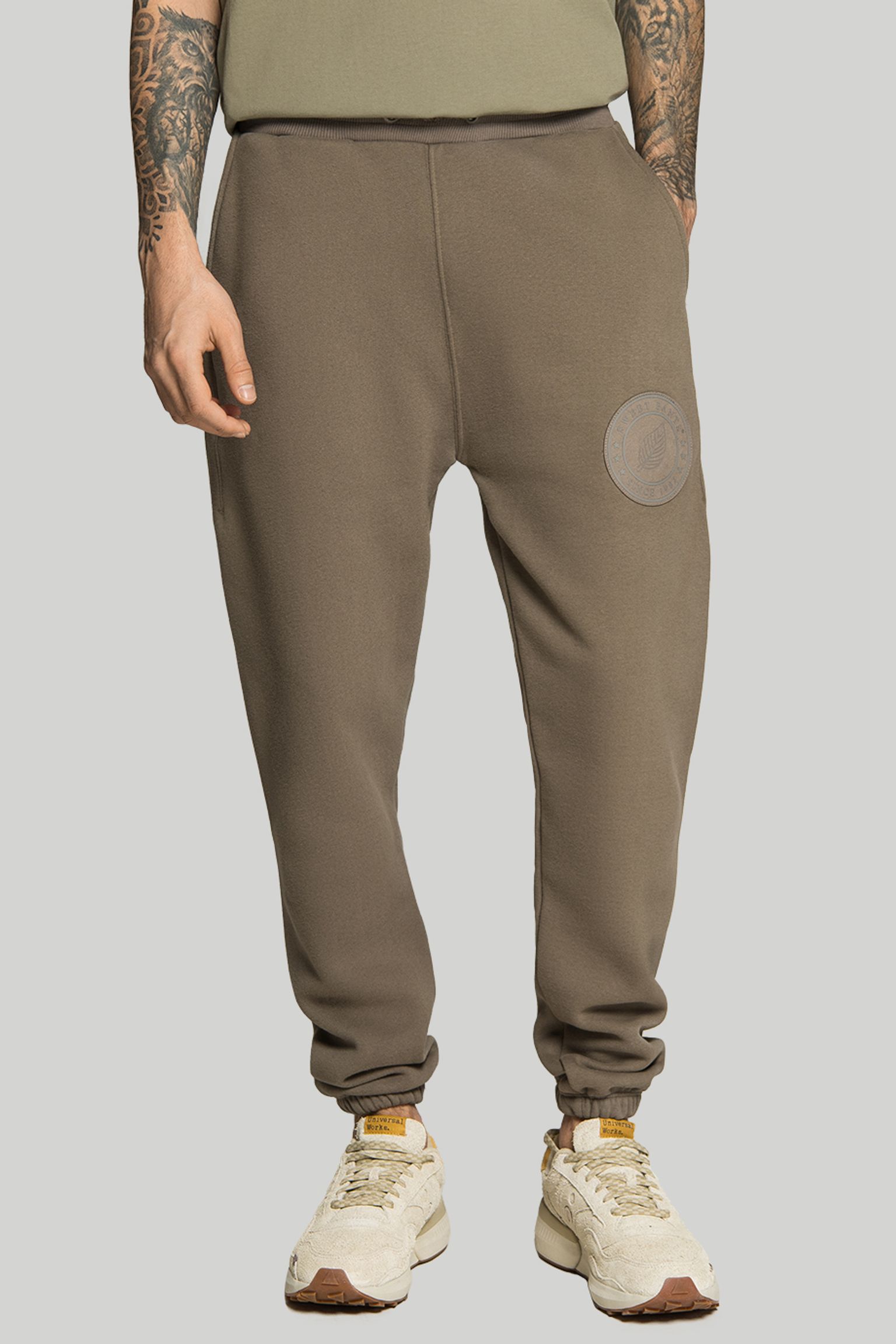 Спортивные брюки SWEET PANTS BAS DE JOGGING PATCH с доставкой
