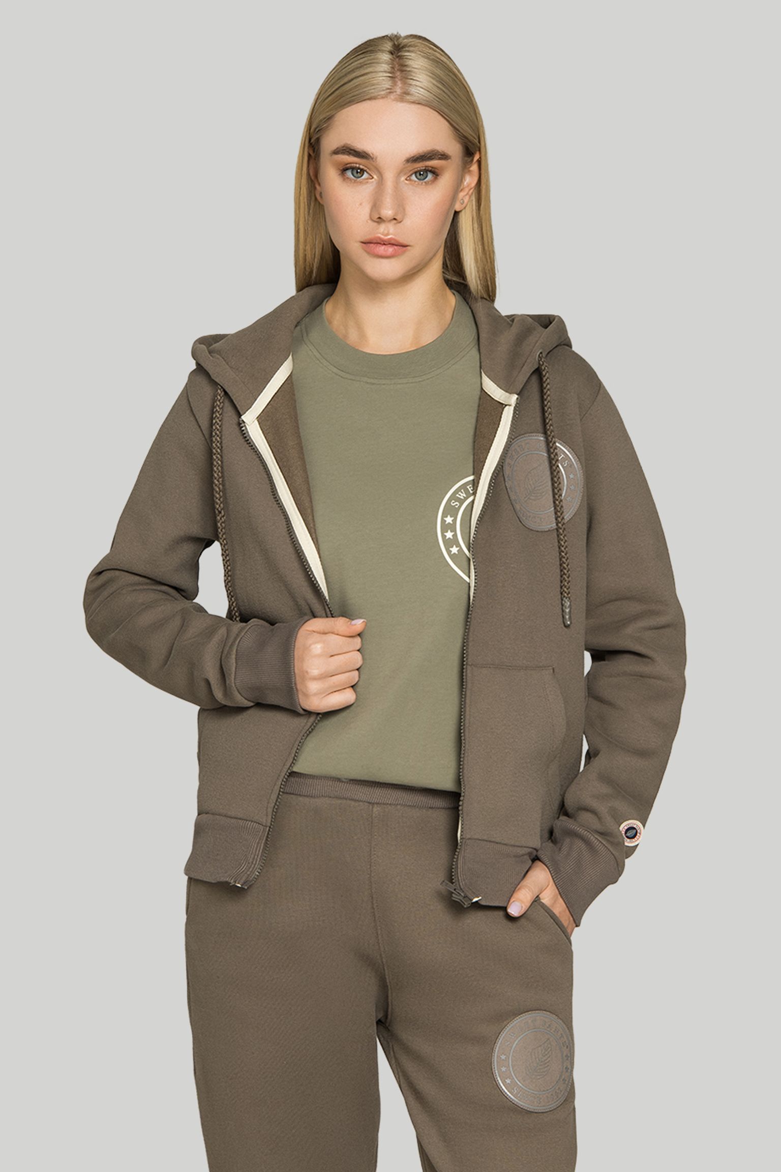 Спортивная кофта SWEET PANTS SWEAT ZIPE CAPUCHE PATCH с доставкой