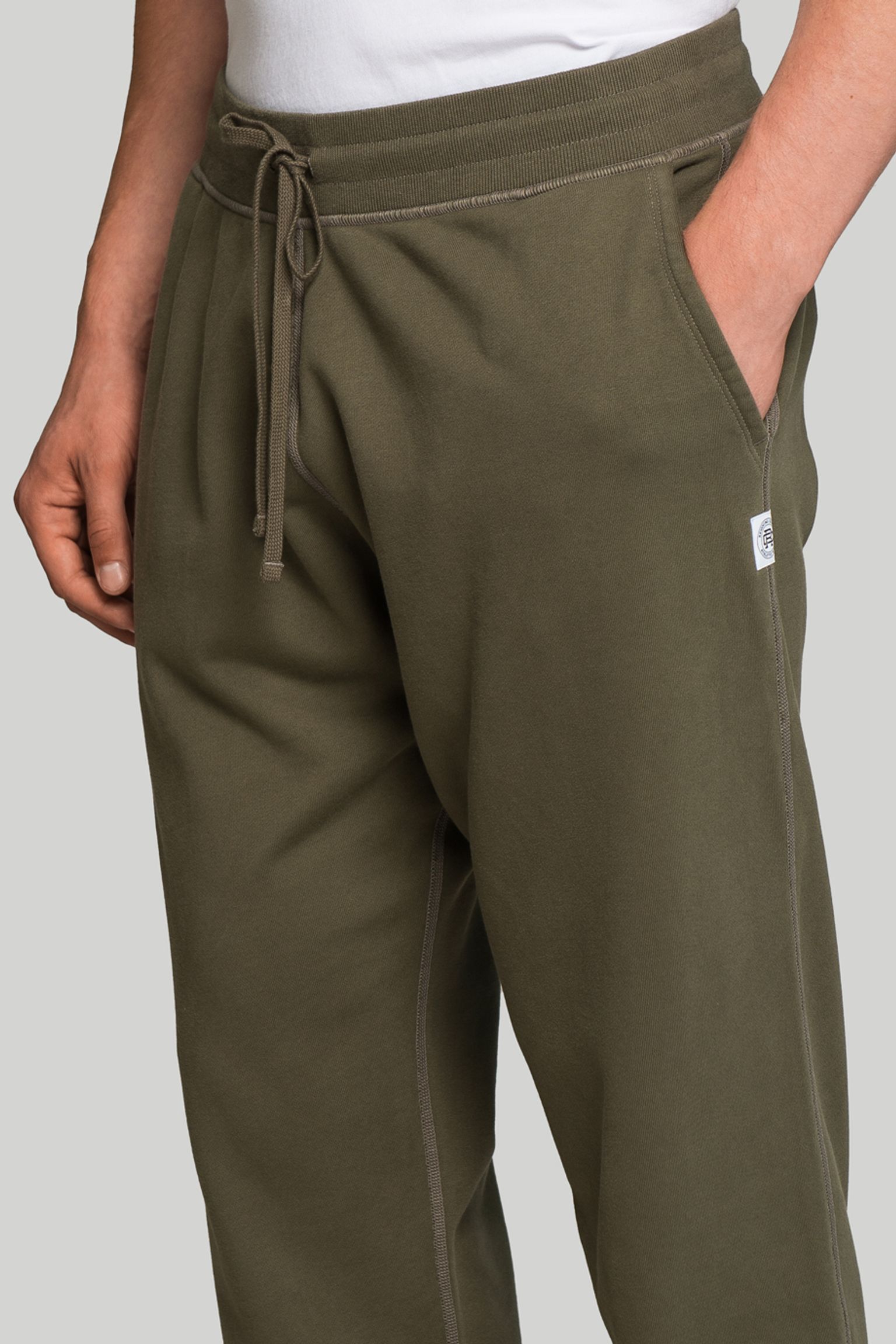 Стильные Спортивные брюки REIGNING CHAMP CUFFED SWEATPANT