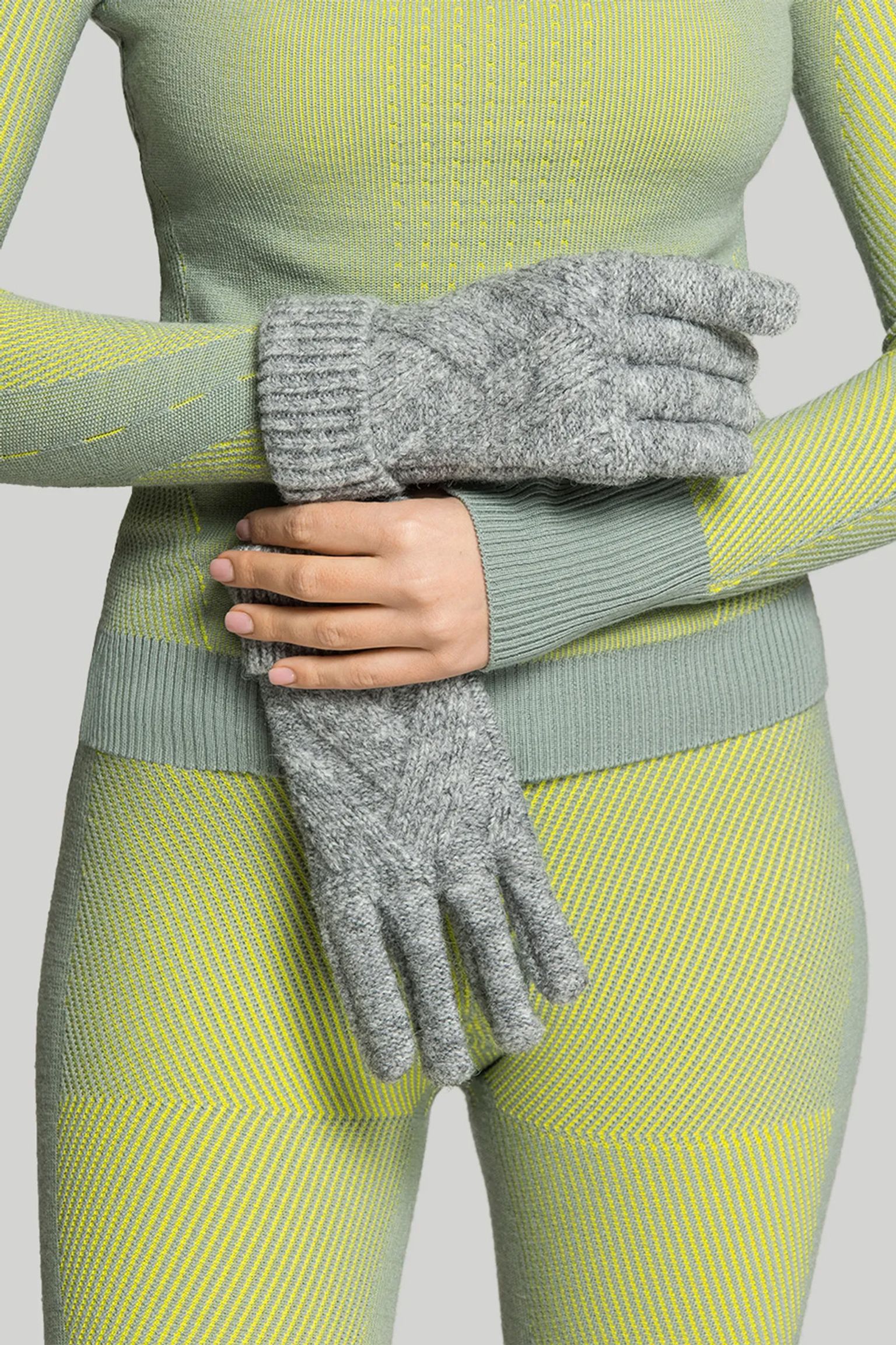 Стильные Перчатки DACE CABLE KNITTED GLOVES